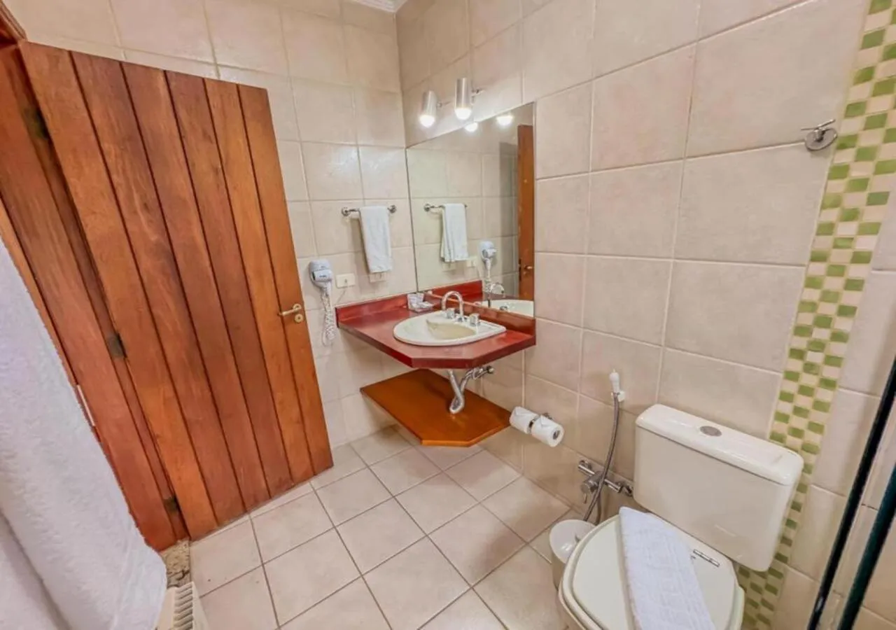 Bathroom in Pousada Victoria Villa By Nacional Inn - A 800 metros da Vila Capivari