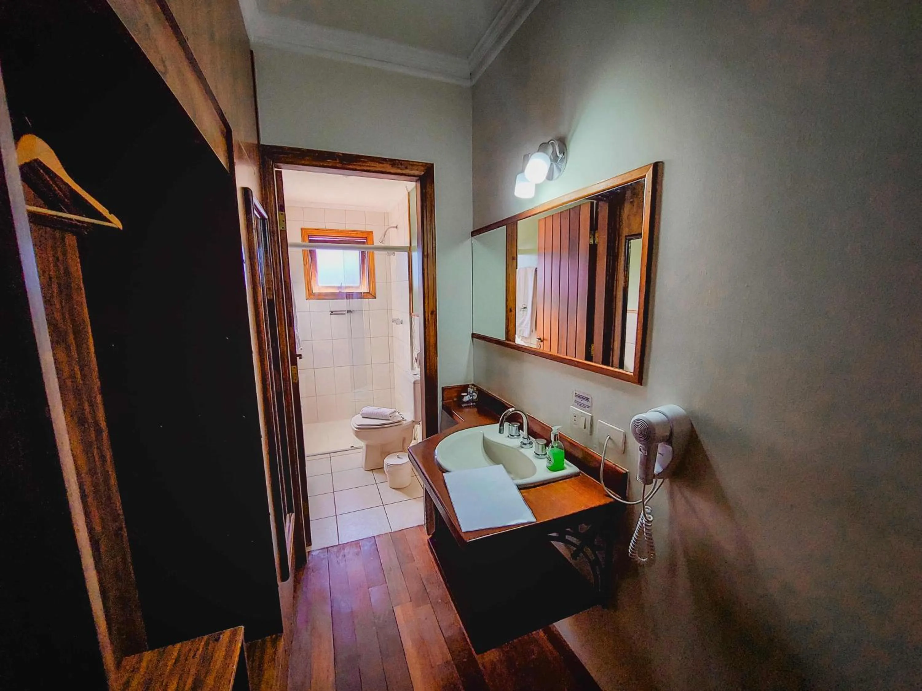 Bathroom in Pousada Victoria Villa By Nacional Inn - A 800 metros da Vila Capivari