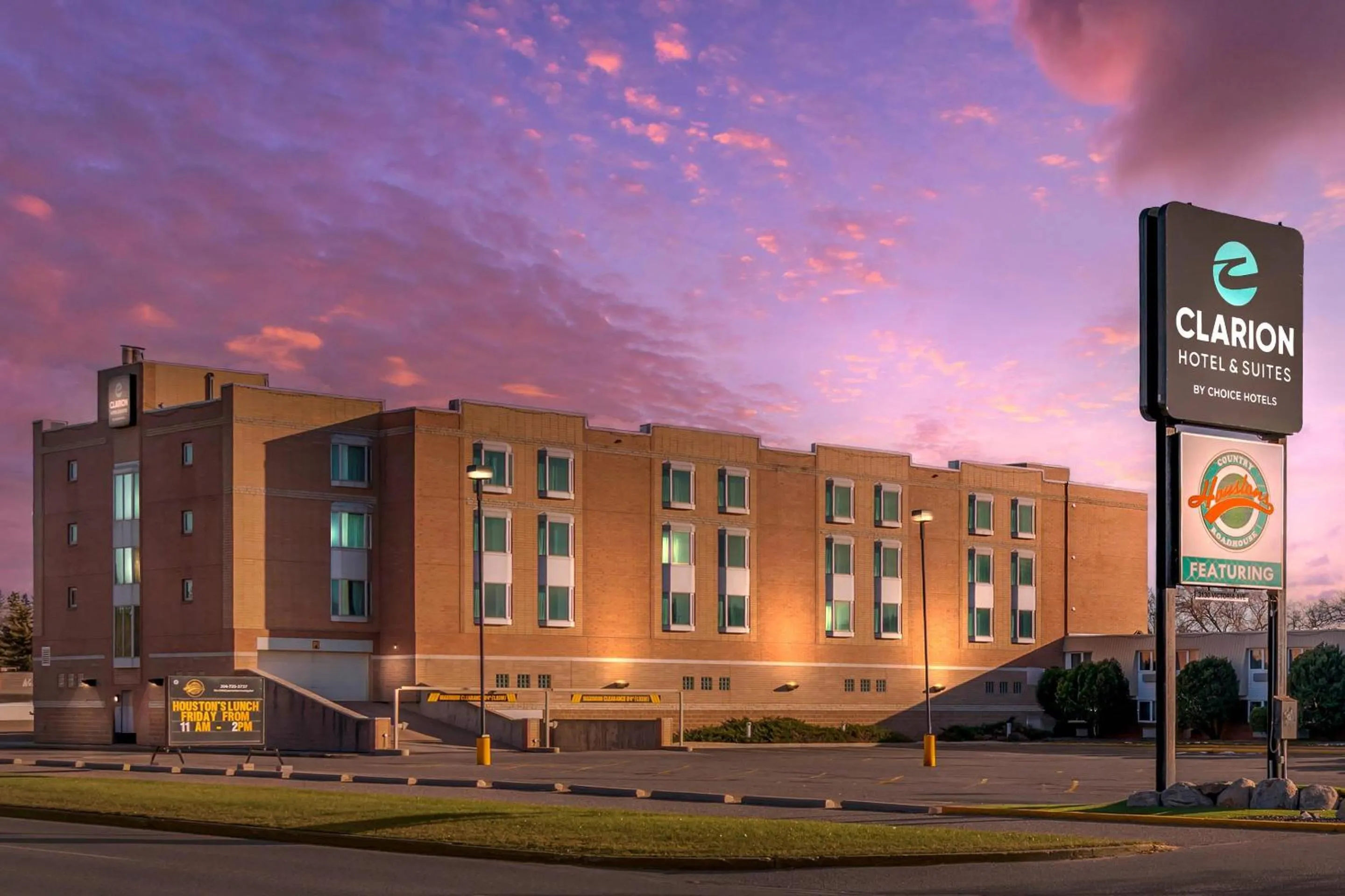 Property building in Clarion Hotel & Suites