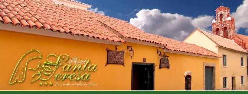 Facade/entrance in Hotel Santa Teresa