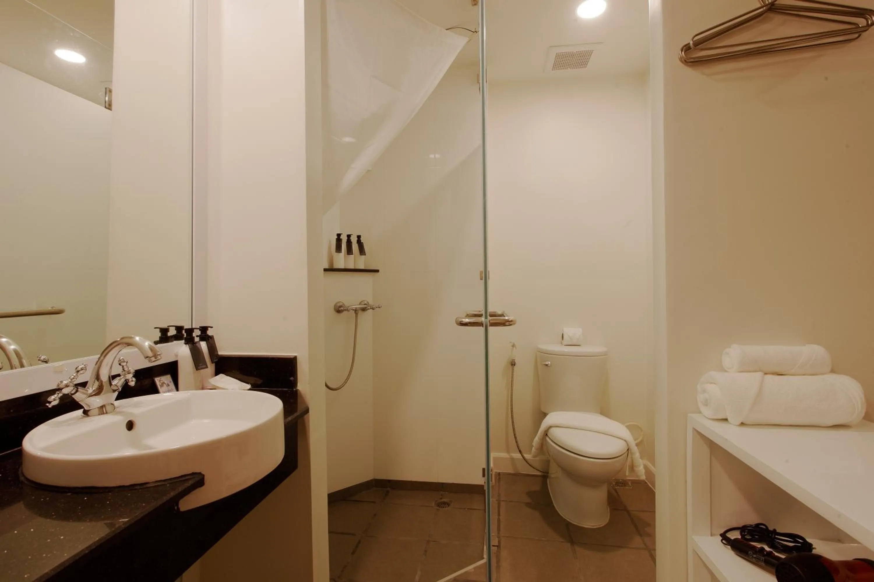 Toilet in Chada@Nakhon