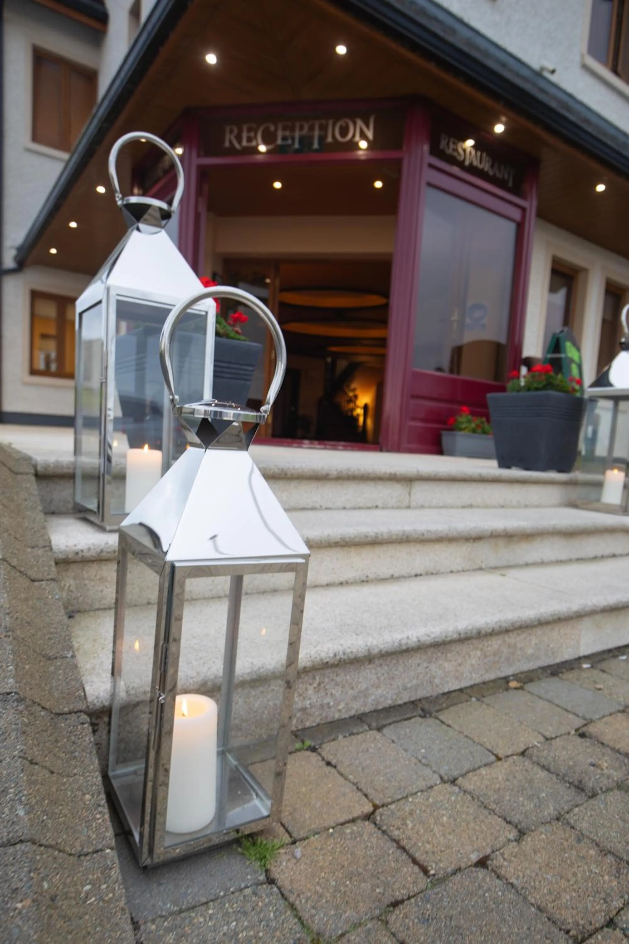 Property building in Waterfront House & Restaurant