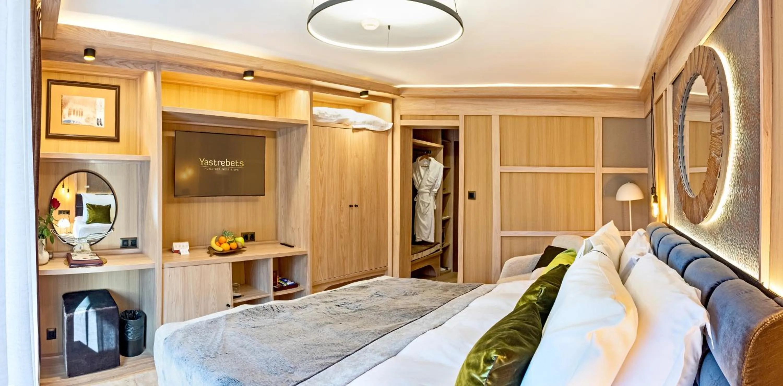 TV and multimedia, Bed in Hotel Yastrebets Wellness & Spa