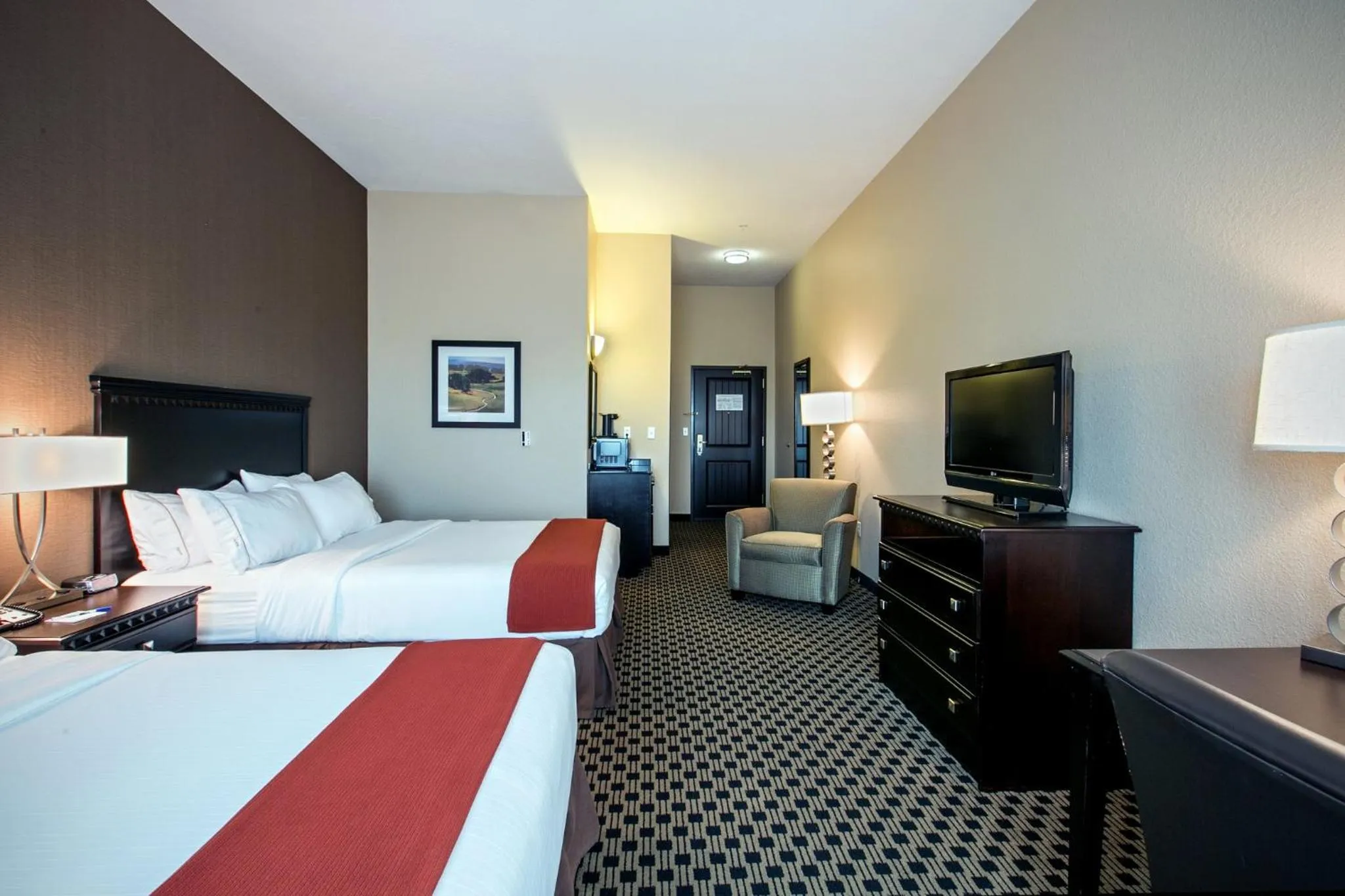 Photo of the whole room, Bed in Holiday Inn Express & Suites - Green Bay East by IHG