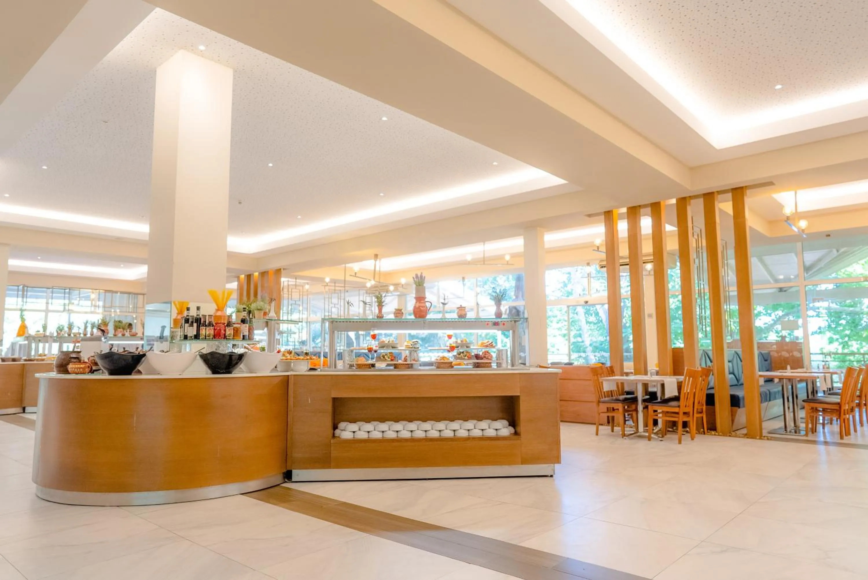 Restaurant/places to eat in Vita Park Hotel & Aqua Park