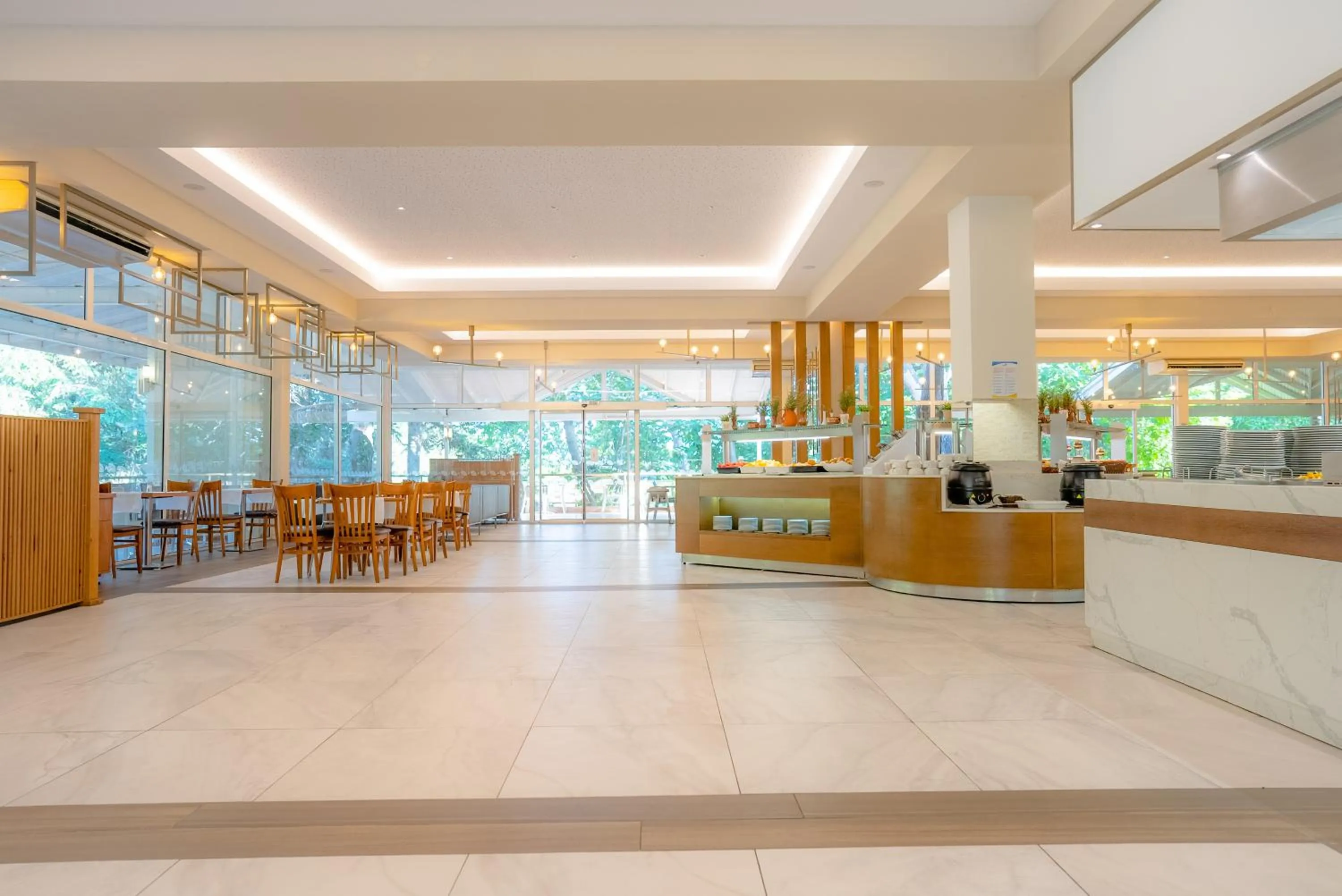 Restaurant/places to eat in Vita Park Hotel & Aqua Park