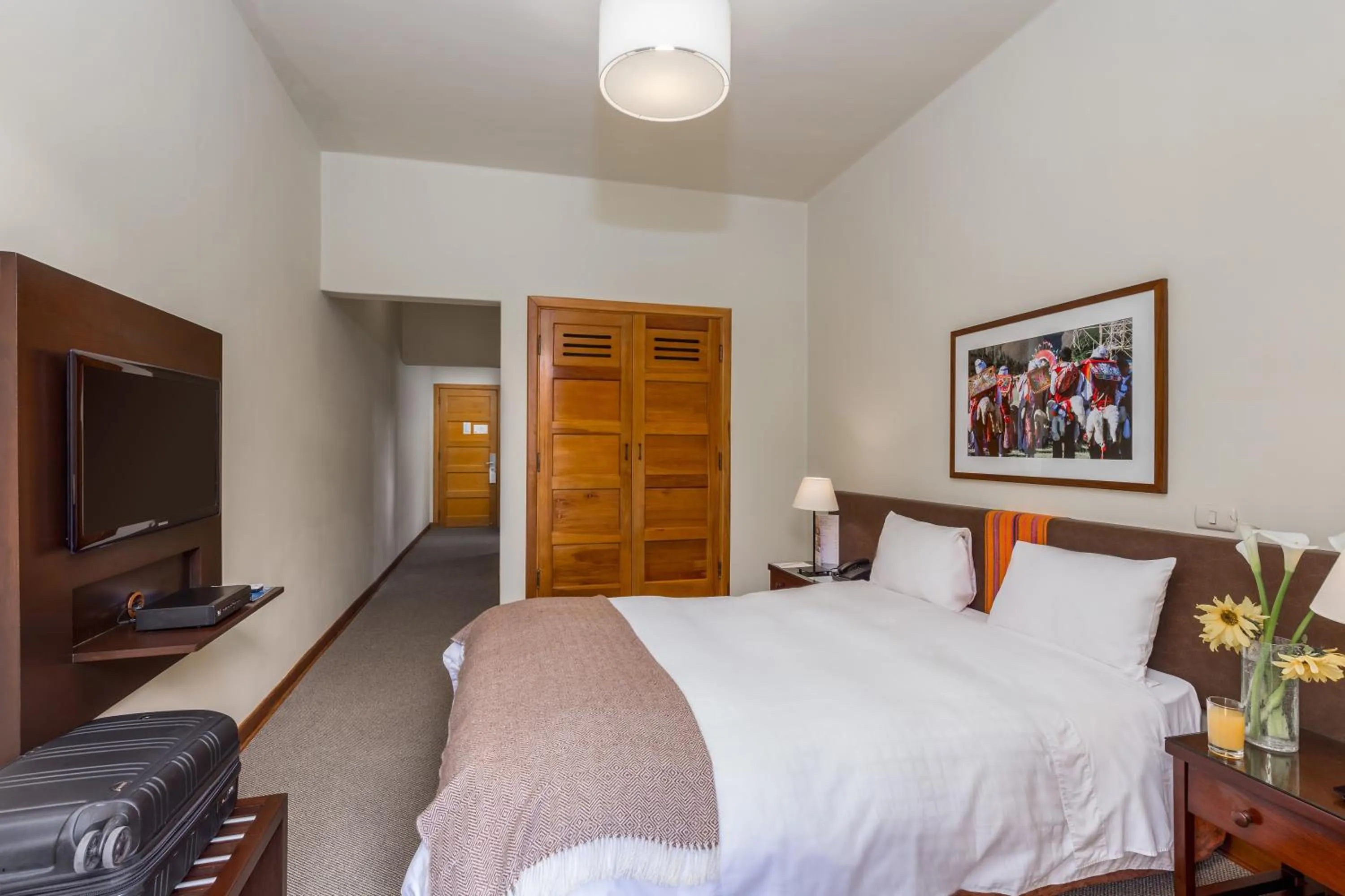 TV and multimedia, Bed in LP Los Portales Hotel Tarma