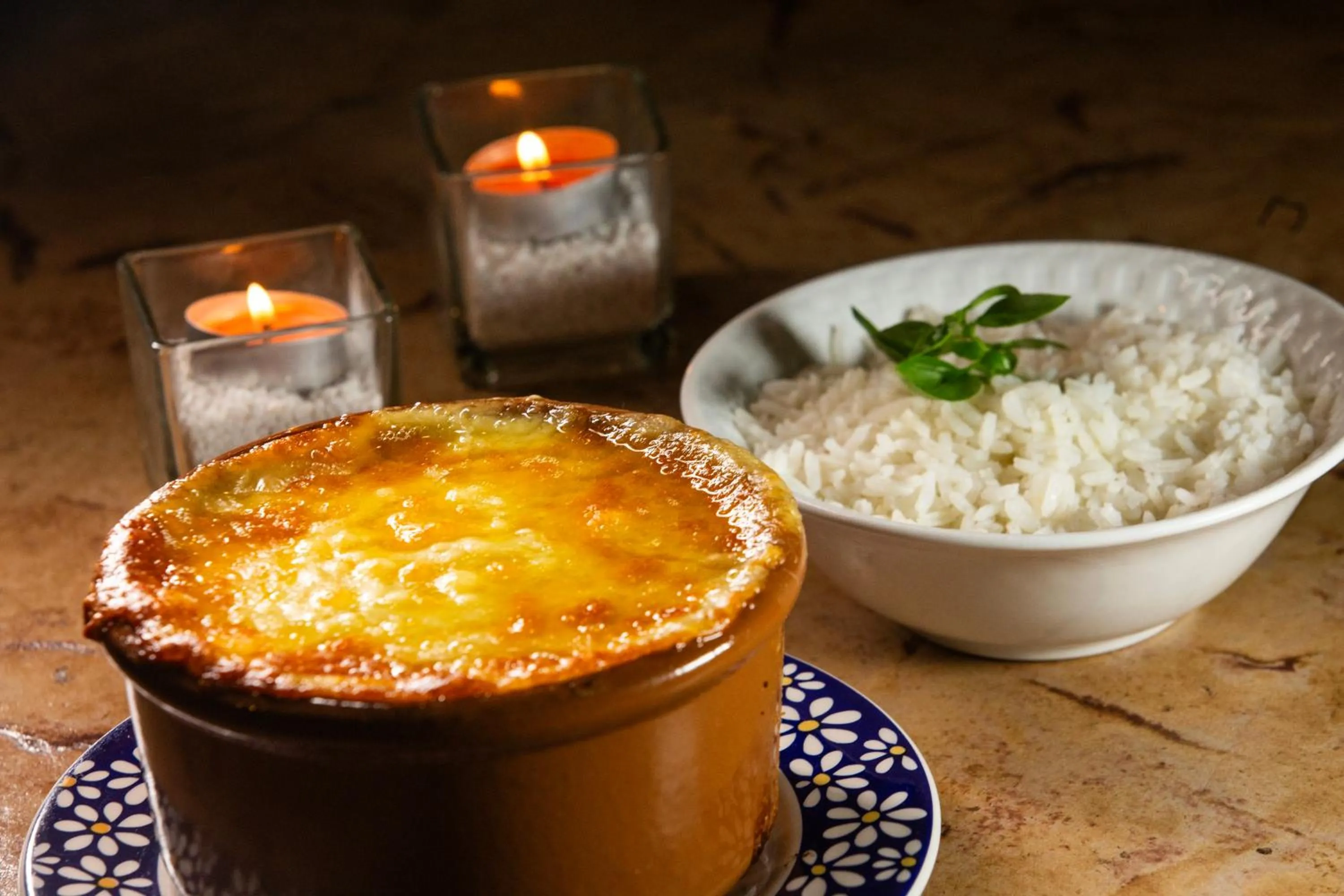 Restaurant/places to eat in Pousada Canto No Bosque