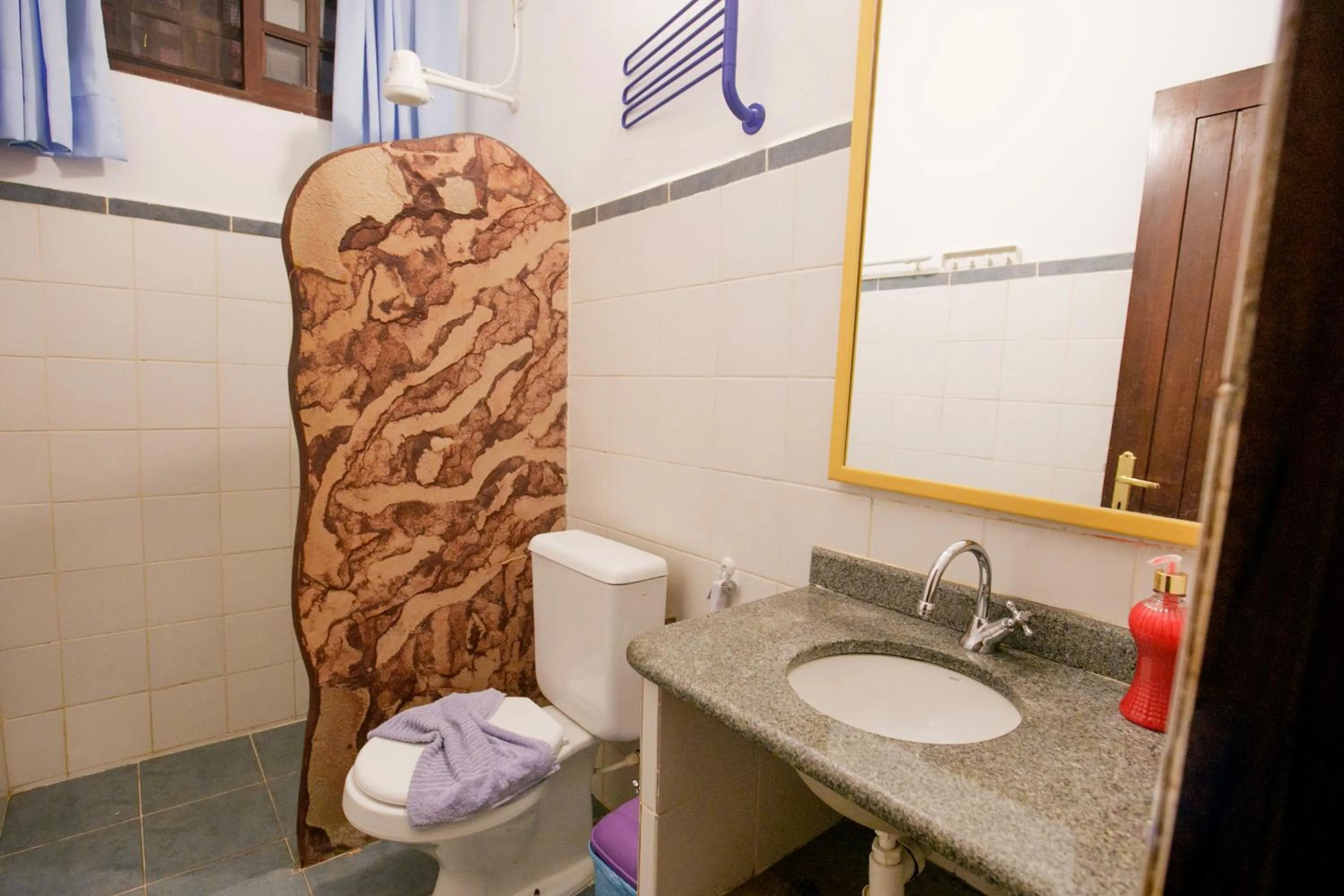 Bathroom in Pousada Canto No Bosque