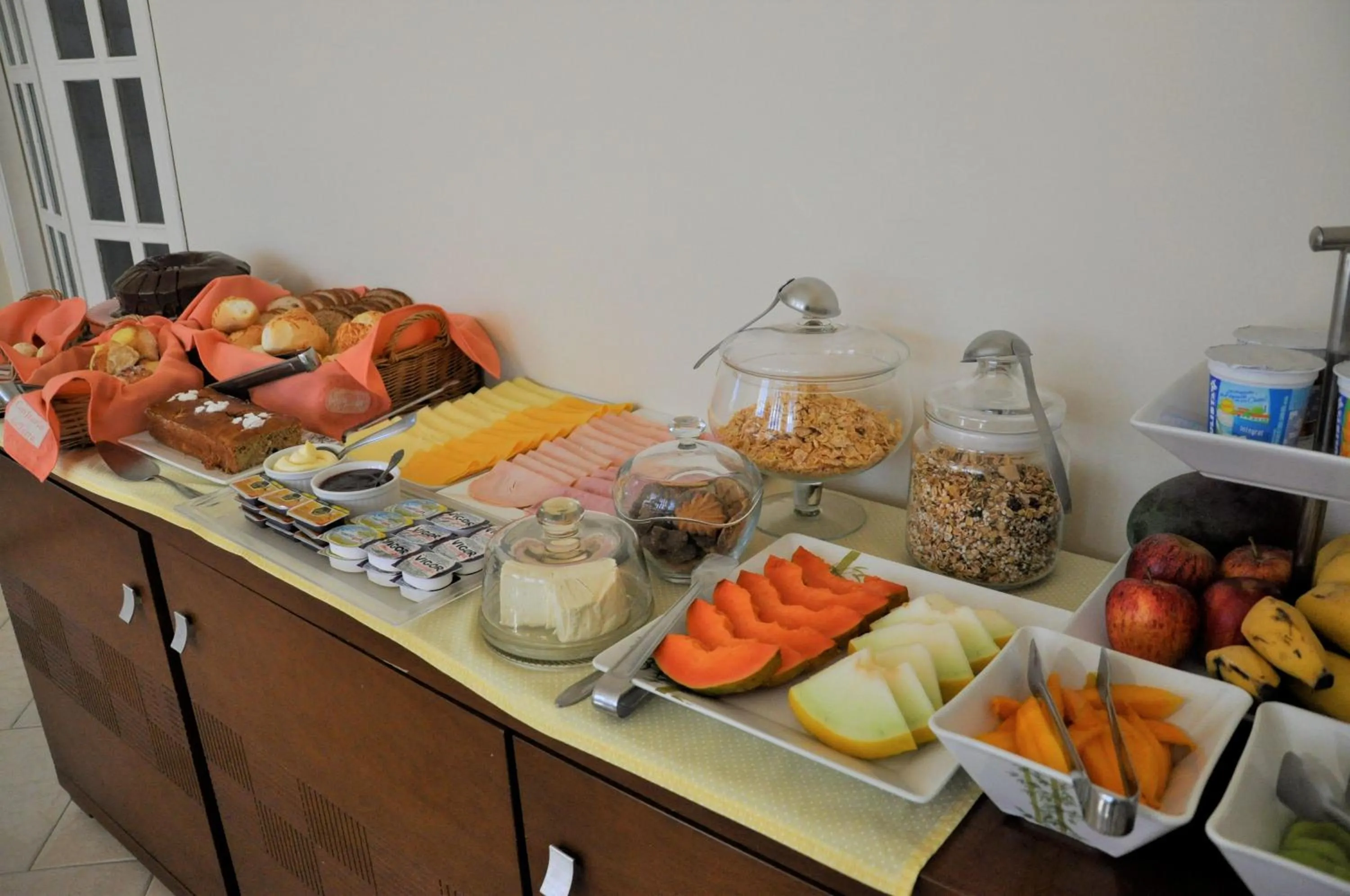 Dining area in Pousada Confraria da Terra