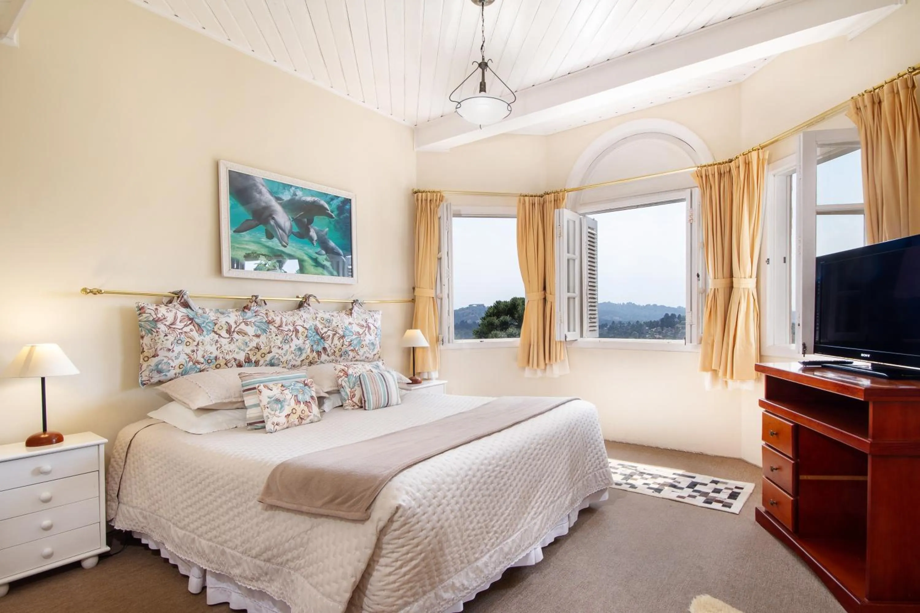 Photo of the whole room, Bed in Pousada Confraria da Terra