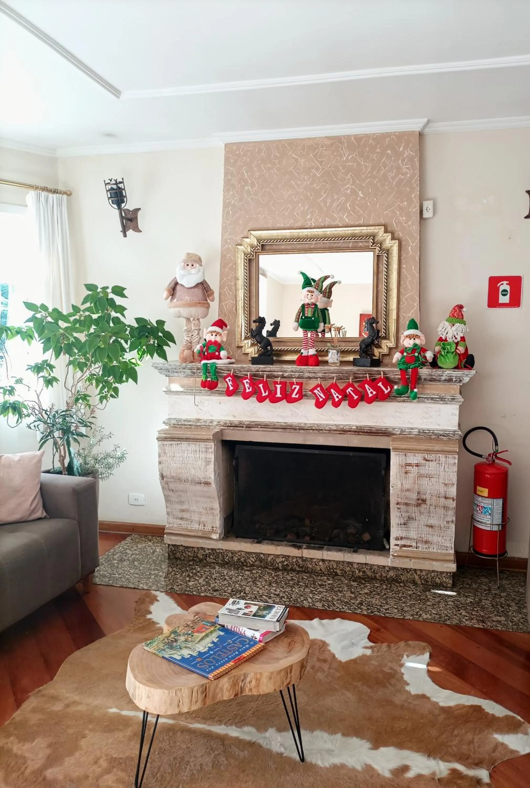 Living room in Pousada Confraria da Terra