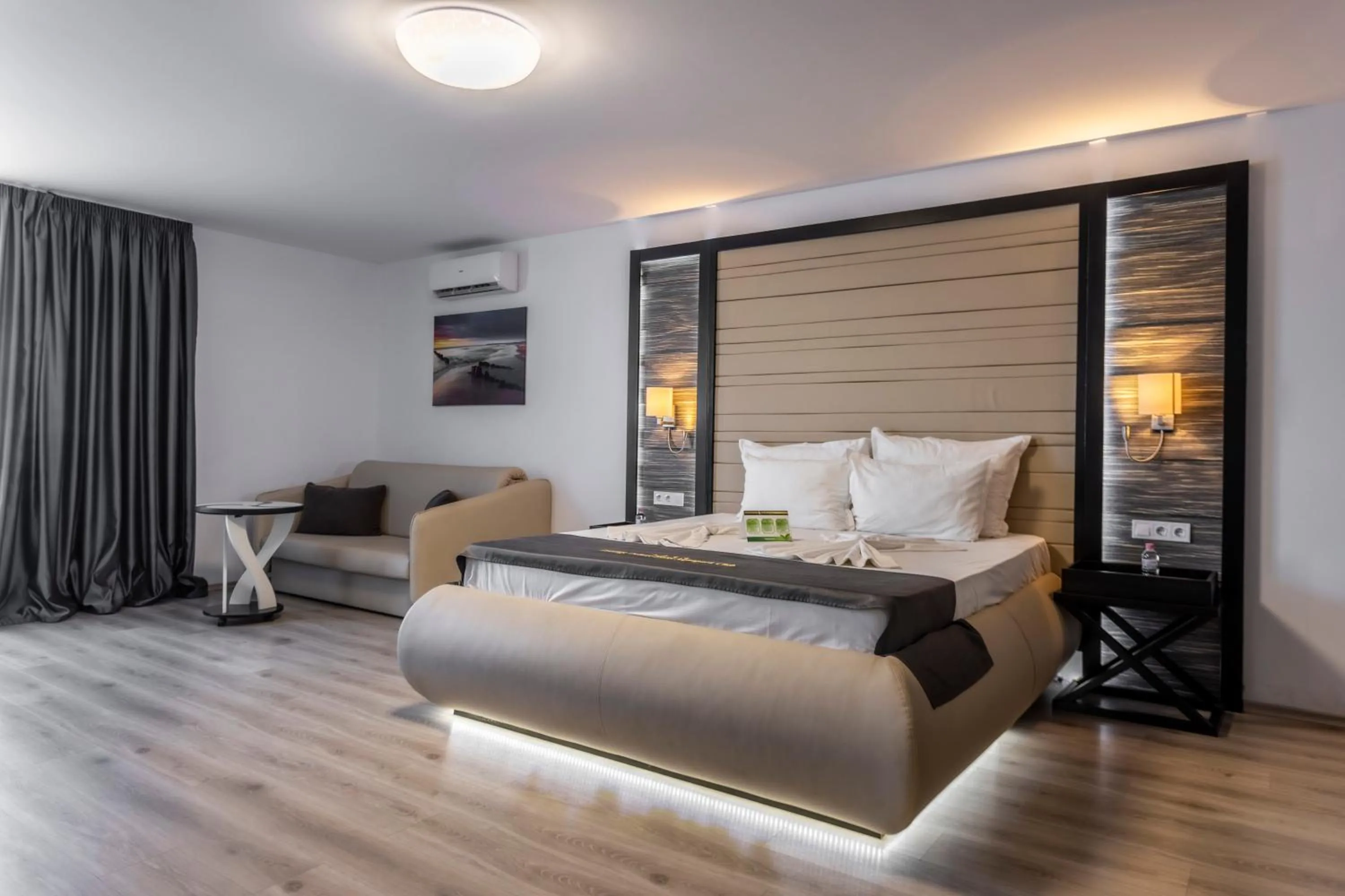 Bed in Prestige Deluxe Hotel Aquapark Club - All inclusive