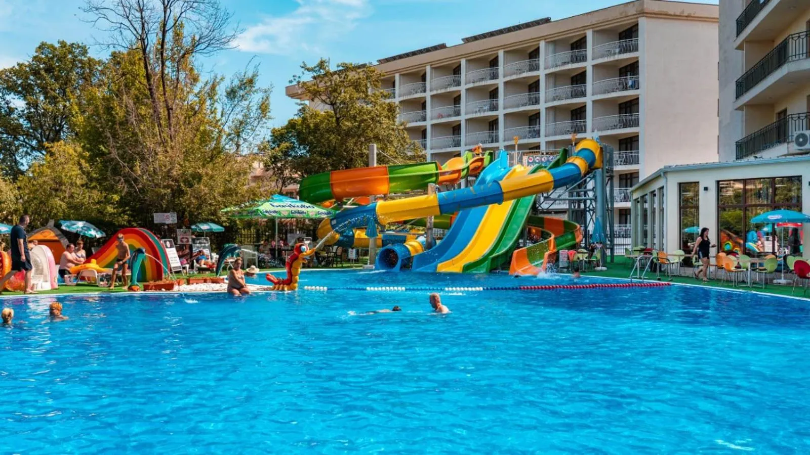 Day in Prestige Deluxe Hotel Aquapark Club - All inclusive