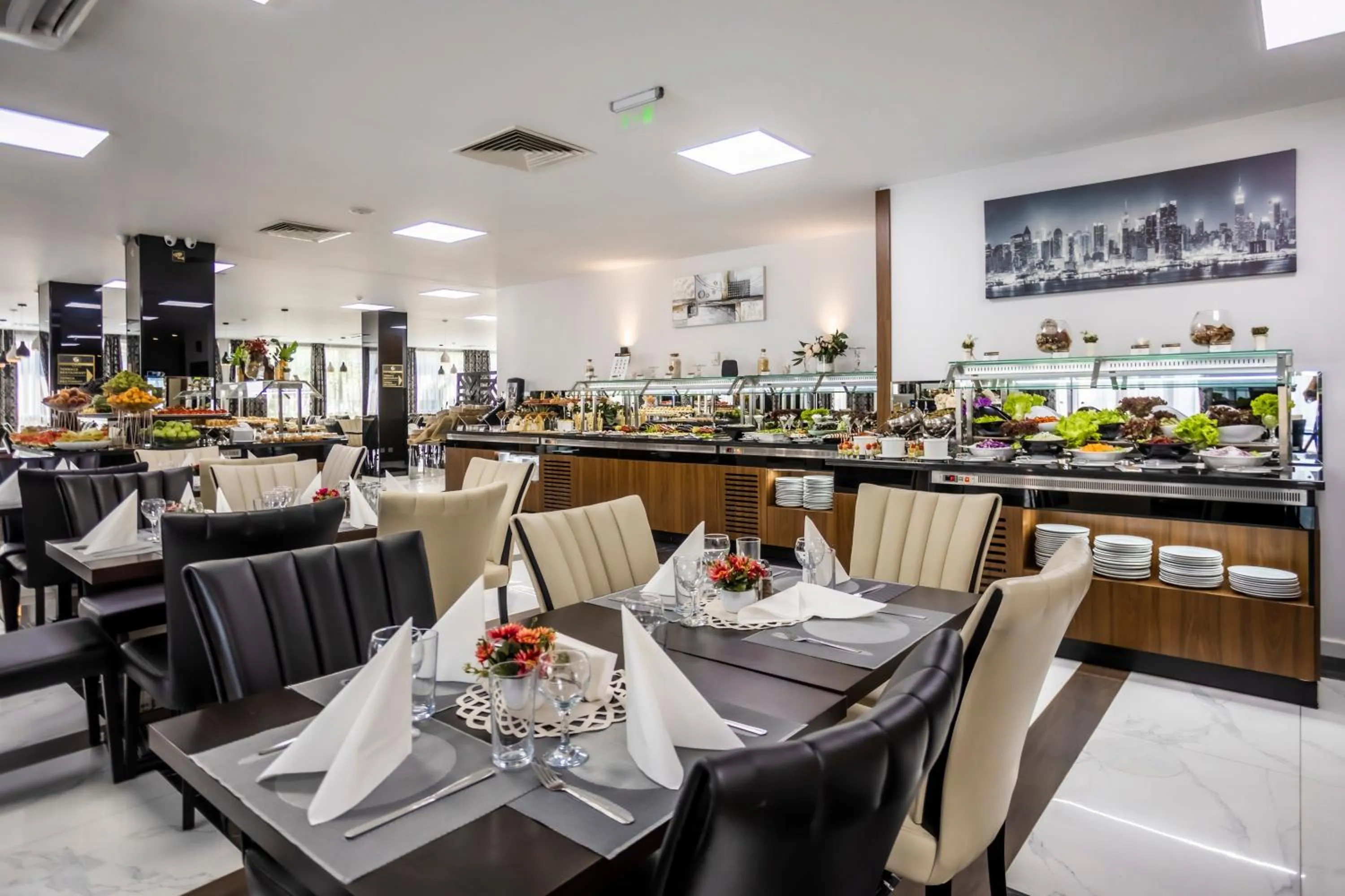 Restaurant/places to eat in Prestige Deluxe Hotel Aquapark Club - All inclusive