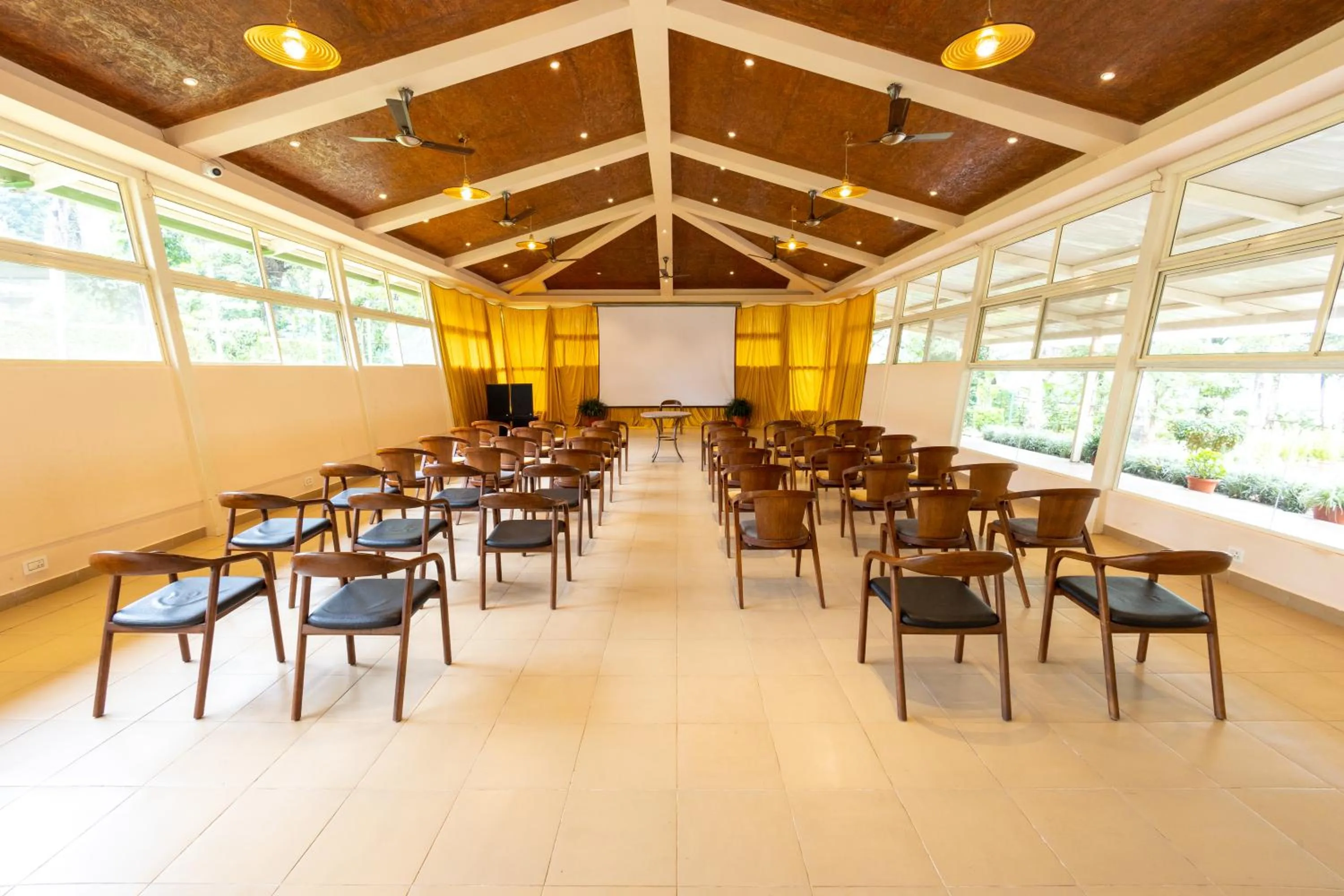 Meeting/conference room in IBC Honeydew Exotica Resort