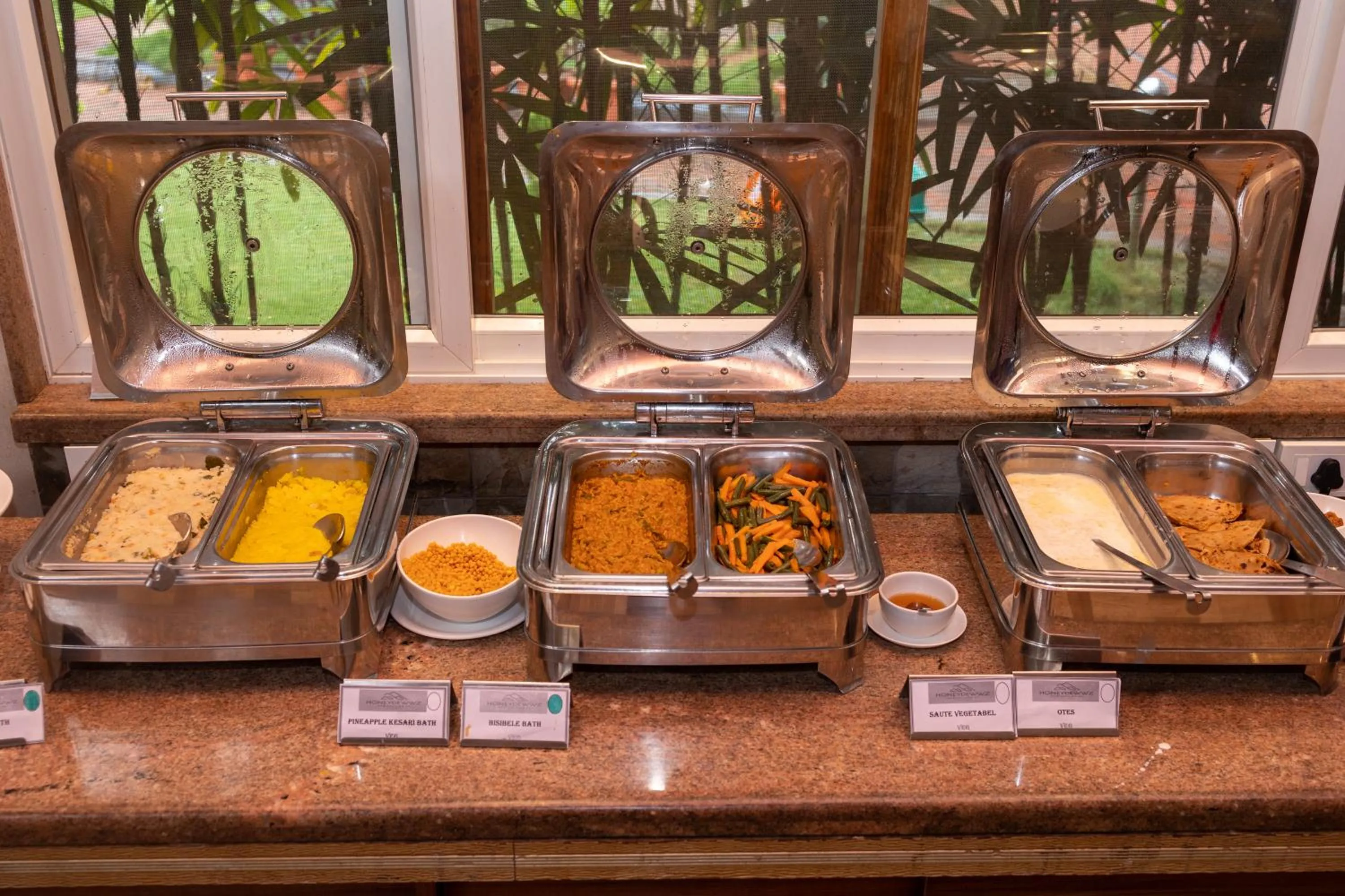 Breakfast in IBC Honeydew Exotica Resort