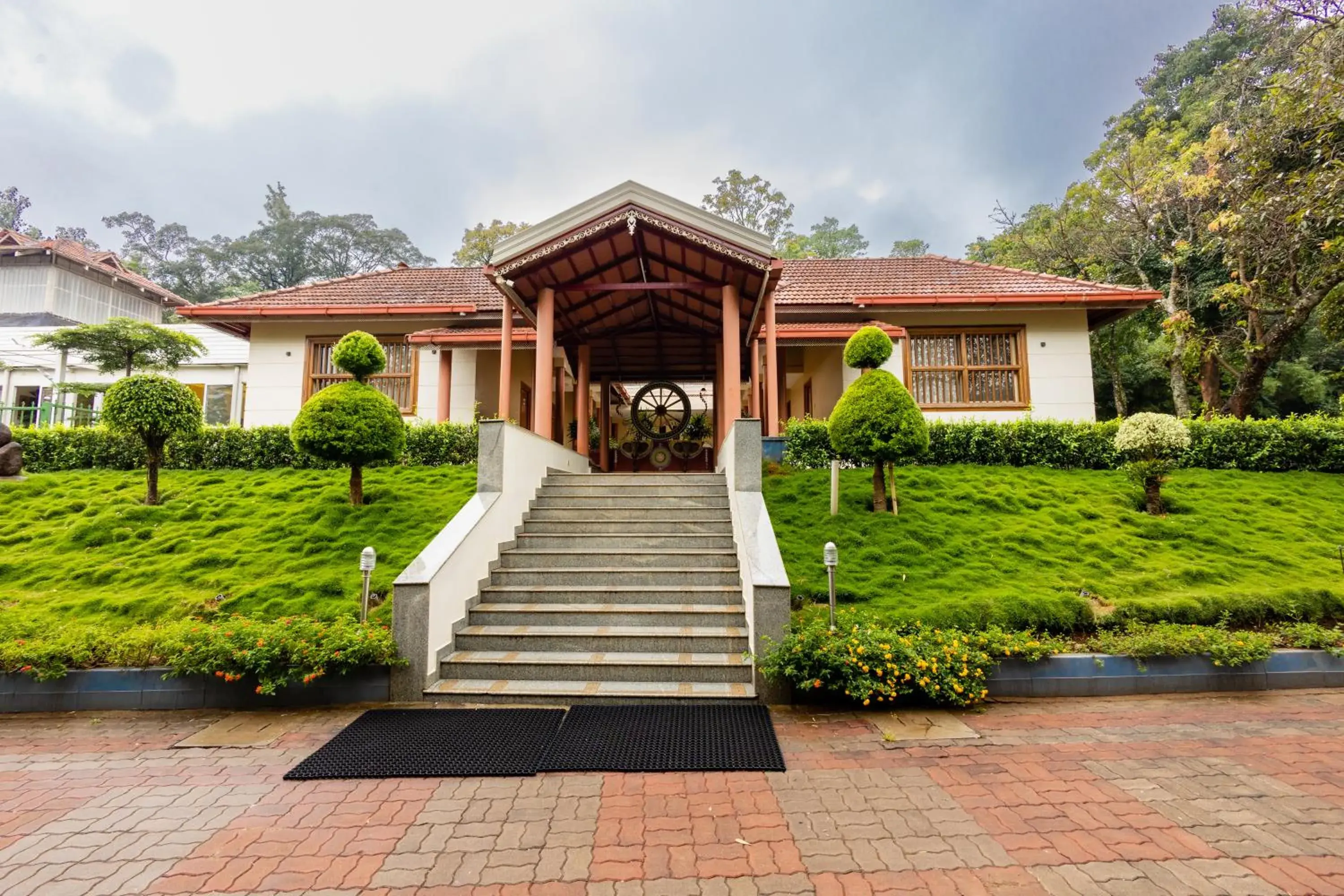 Basic Triple Room in IBC Honeydew Exotica Resort Basic Triple Room in IBC Honeydew Exotica Resort