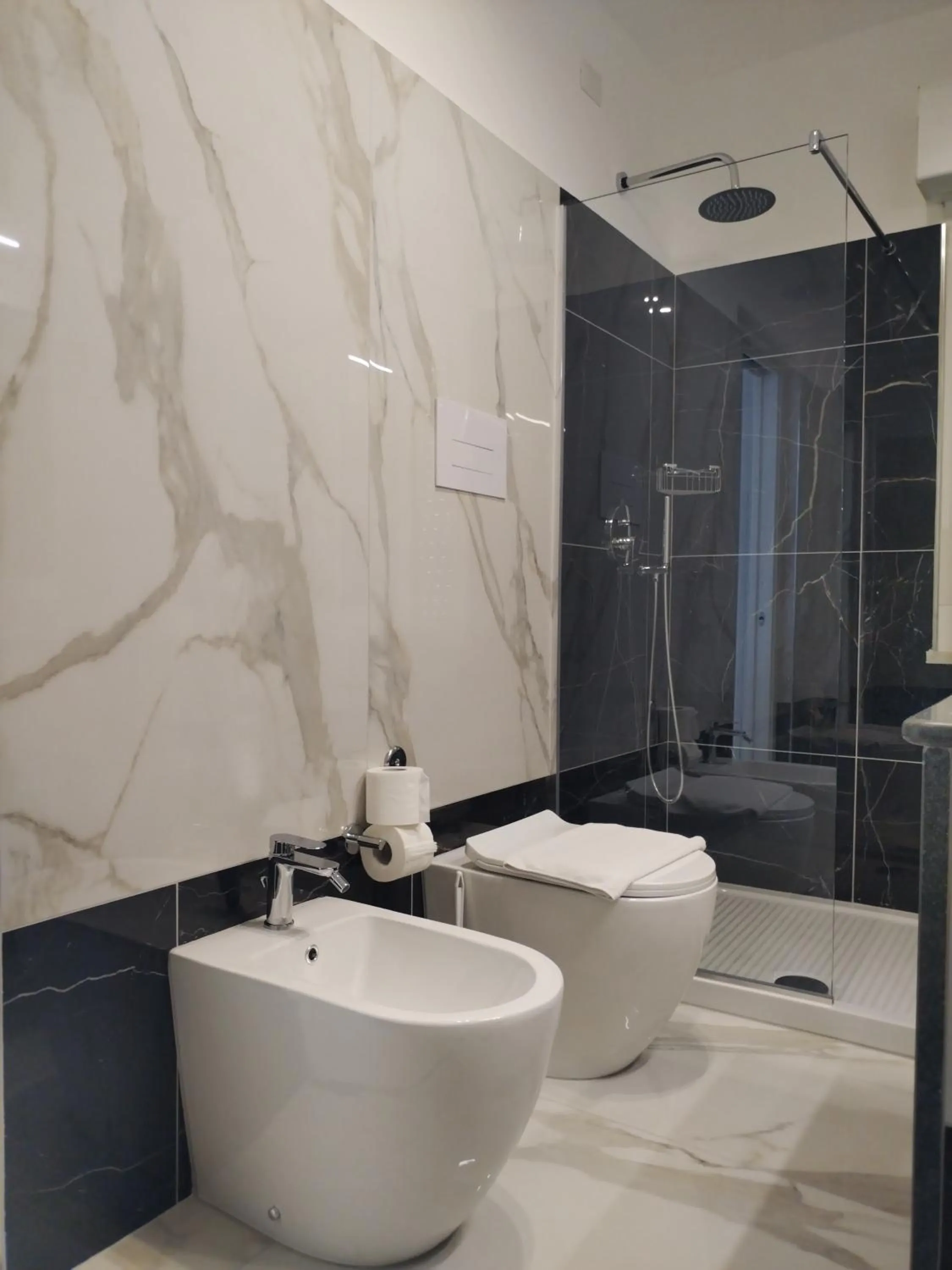 Bathroom in Villa Laura Residence Hotel Apartments & Studios