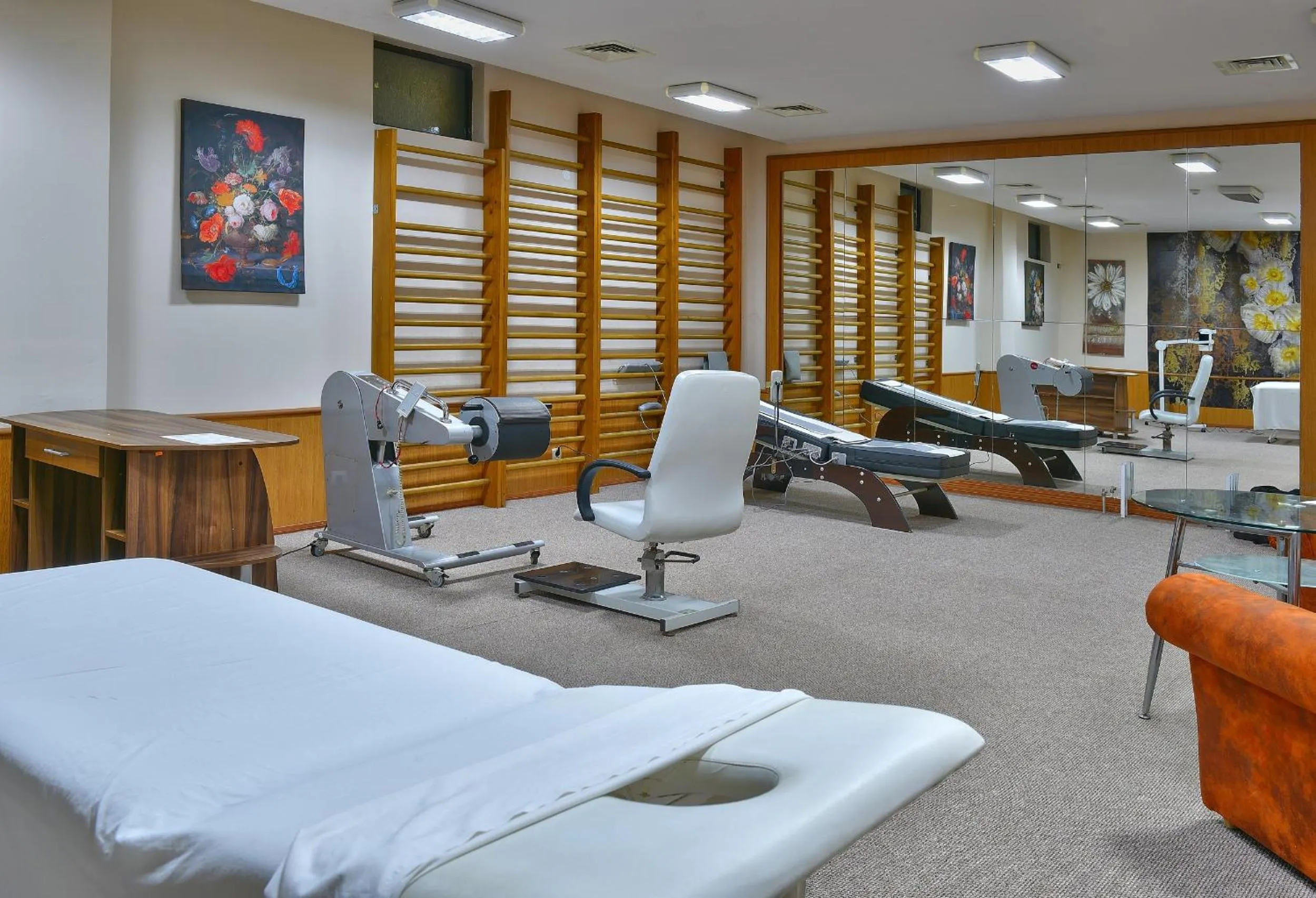 Spa and wellness centre/facilities in Hotel Estreya Palace