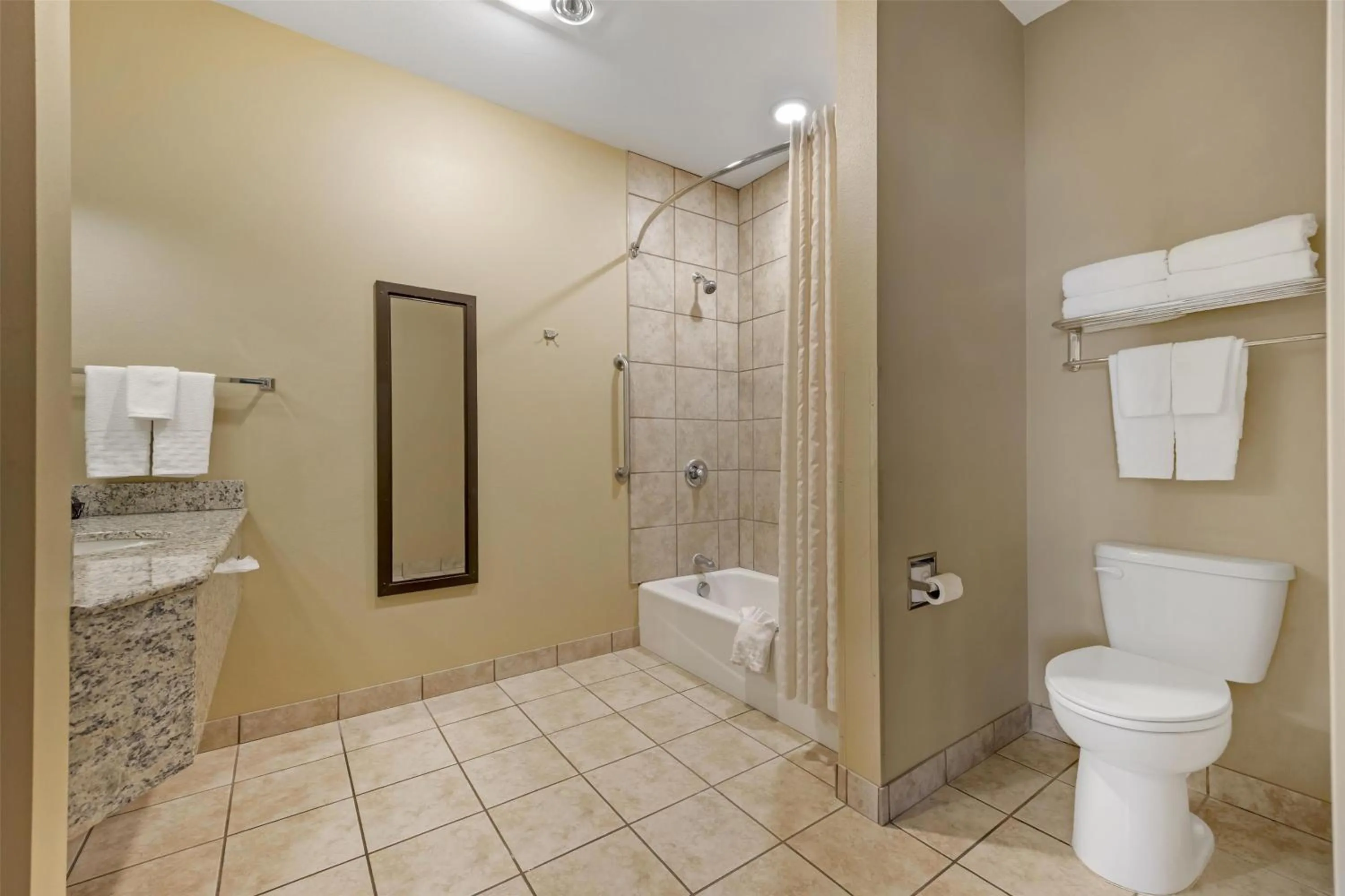 Bathroom in Best Western Plus Vintage Valley Inn