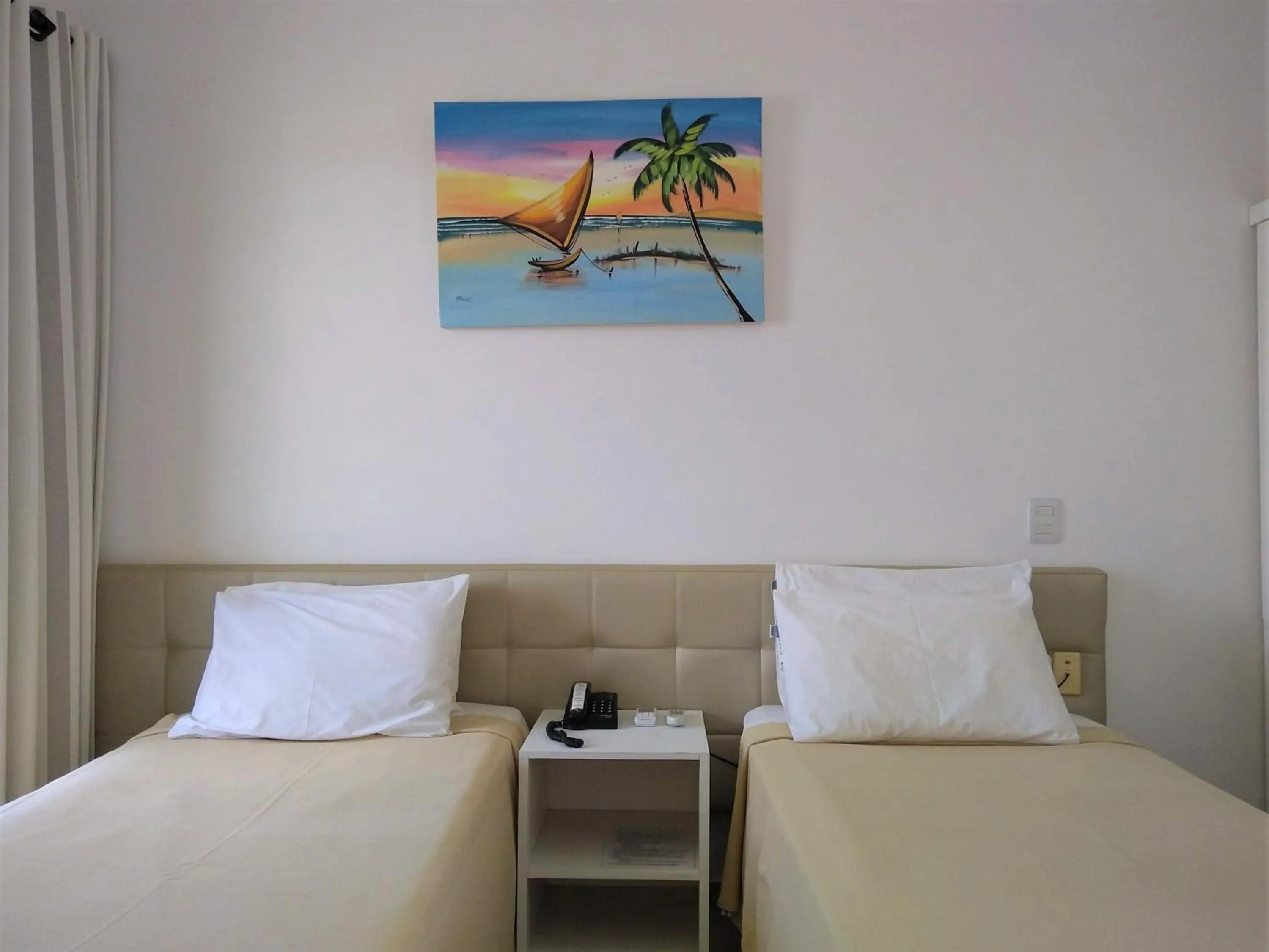 Photo of the whole room, Bed in Simas Praia Hotel
