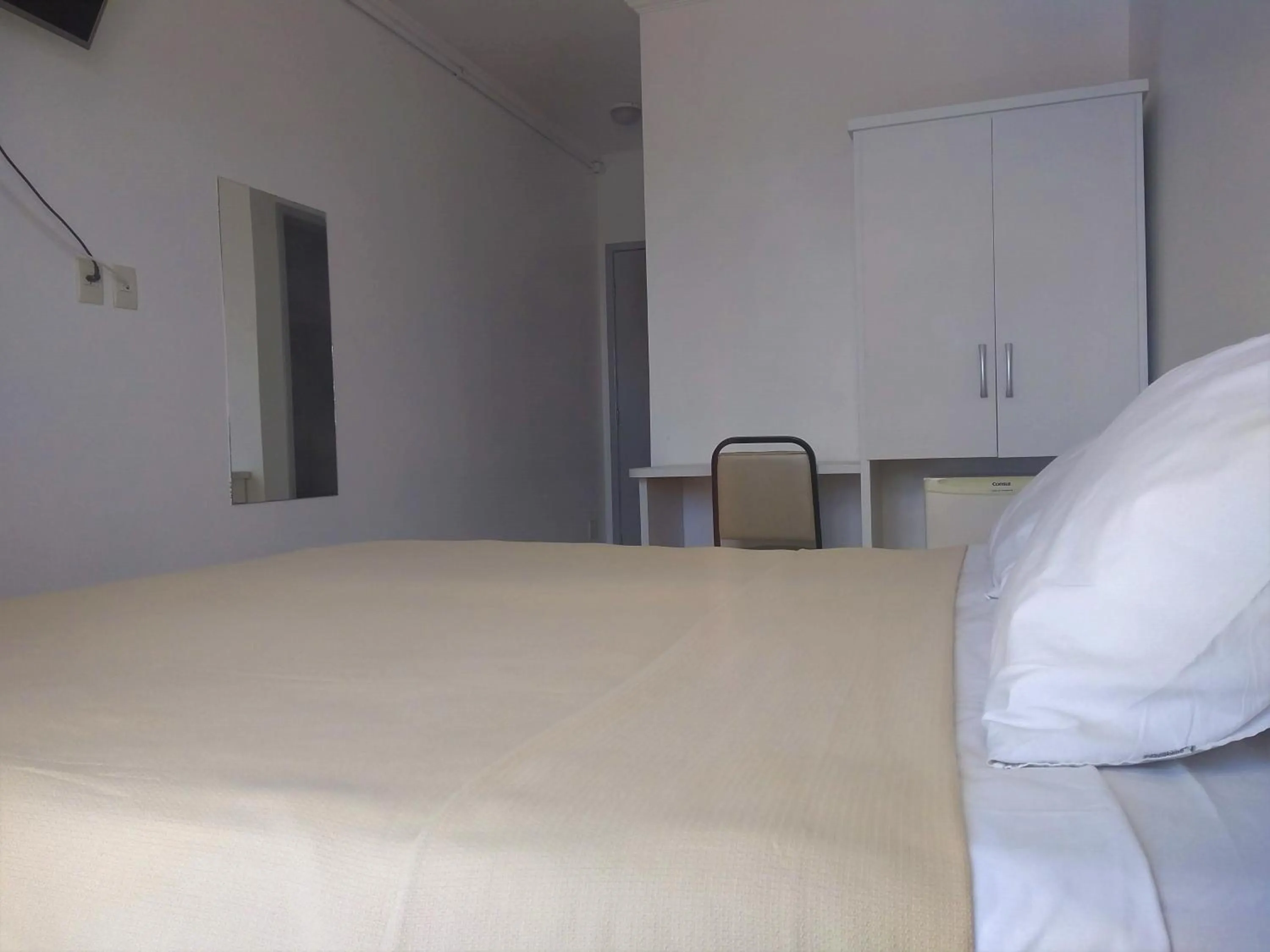 Photo of the whole room, Bed in Simas Praia Hotel