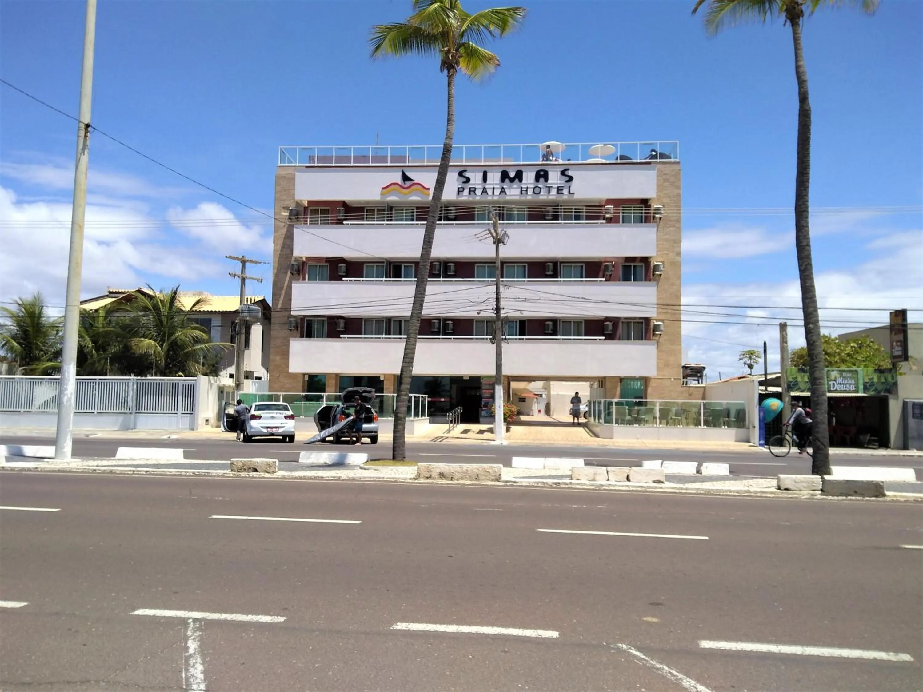 Property building in Simas Praia Hotel