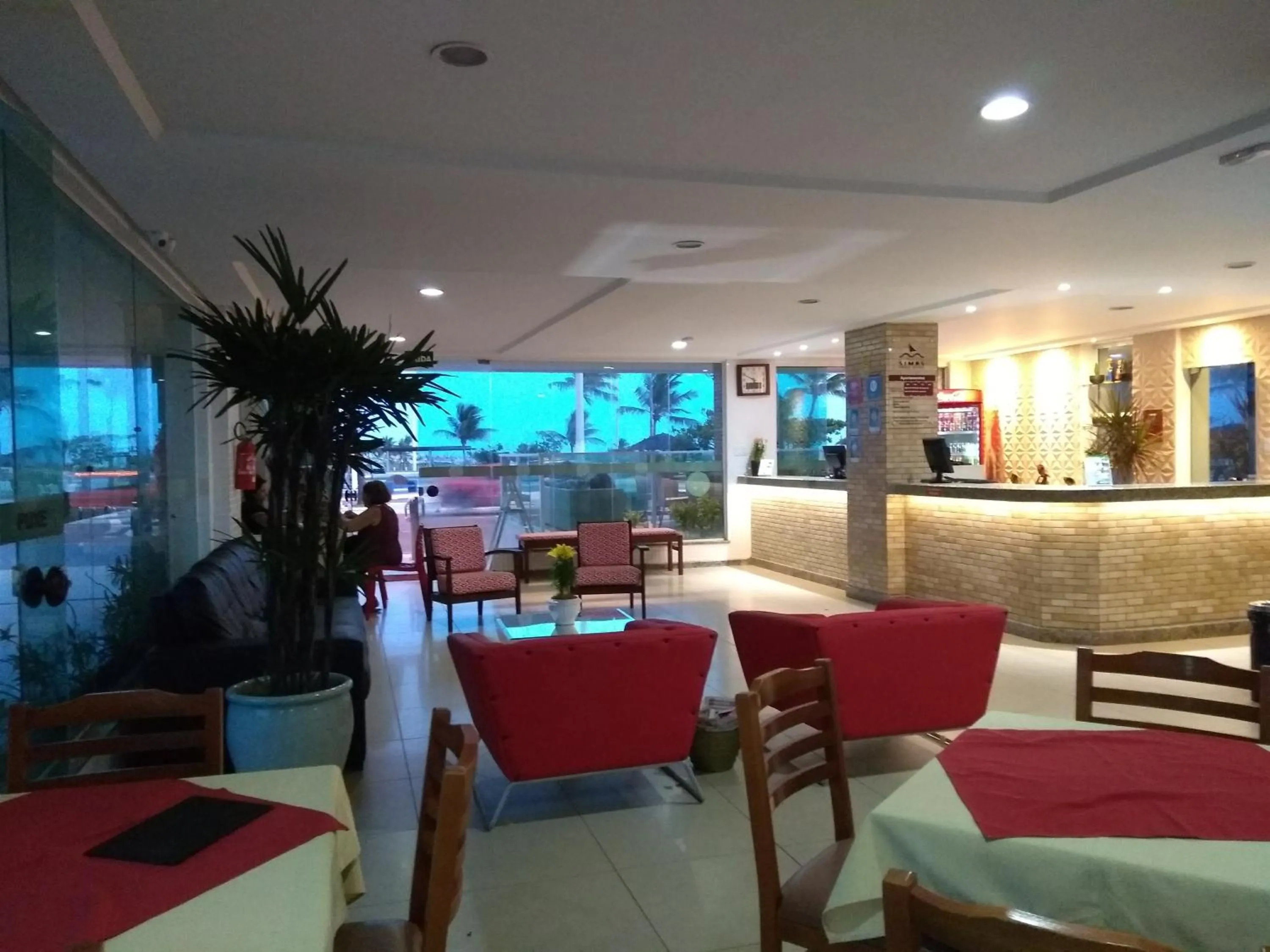 Lobby or reception in Simas Praia Hotel