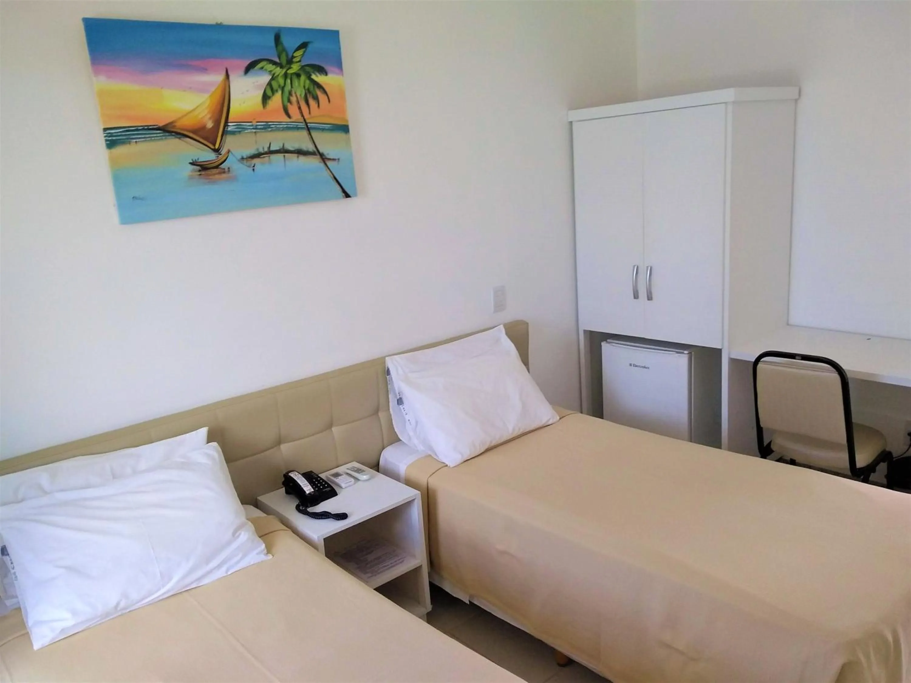 Photo of the whole room, Bed in Simas Praia Hotel
