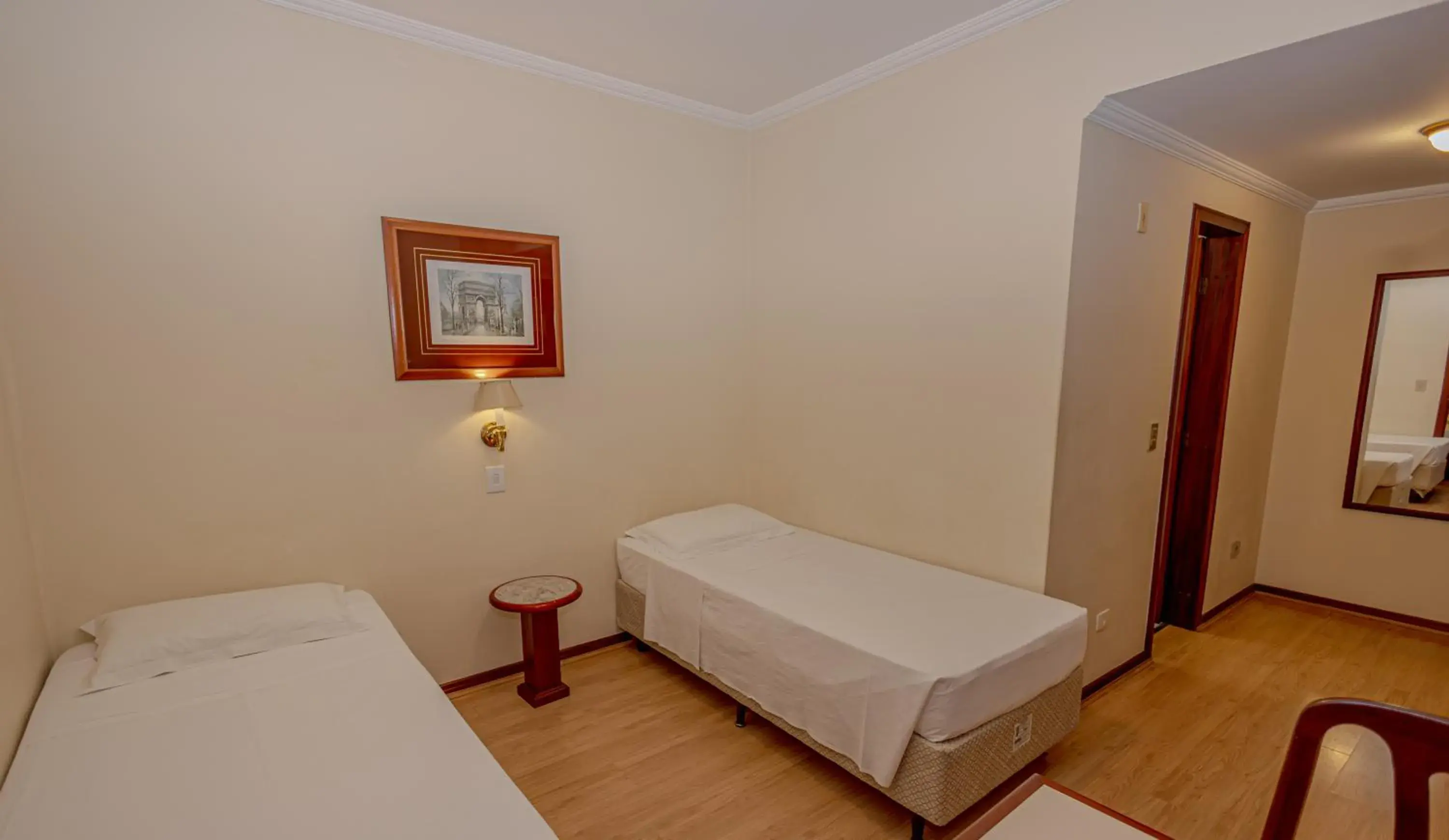 Quadruple Room in Lizon Curitiba Hotel Quadruple Room in Lizon Curitiba Hotel