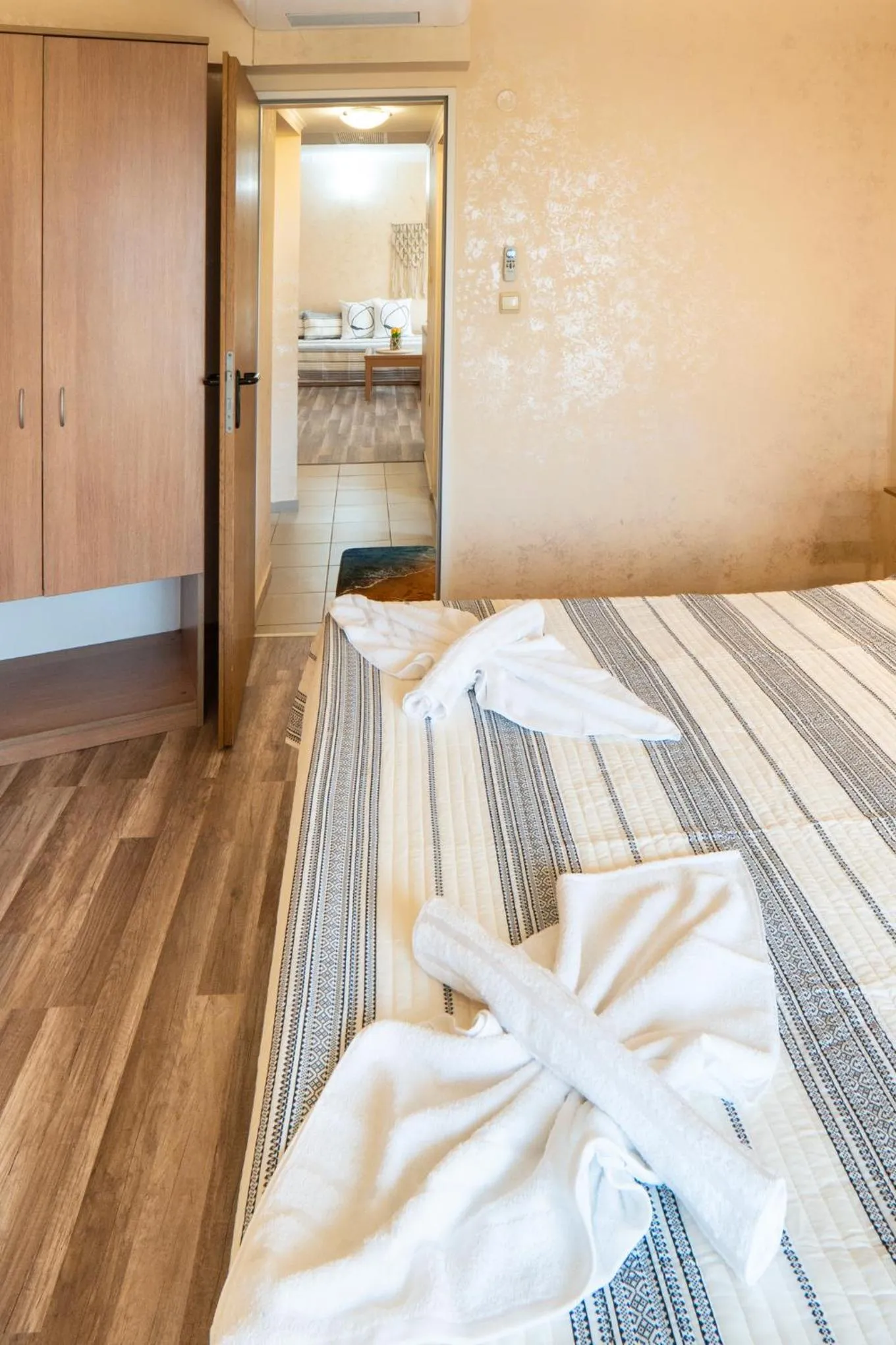 Bedroom, Bed in Hotel Zeus