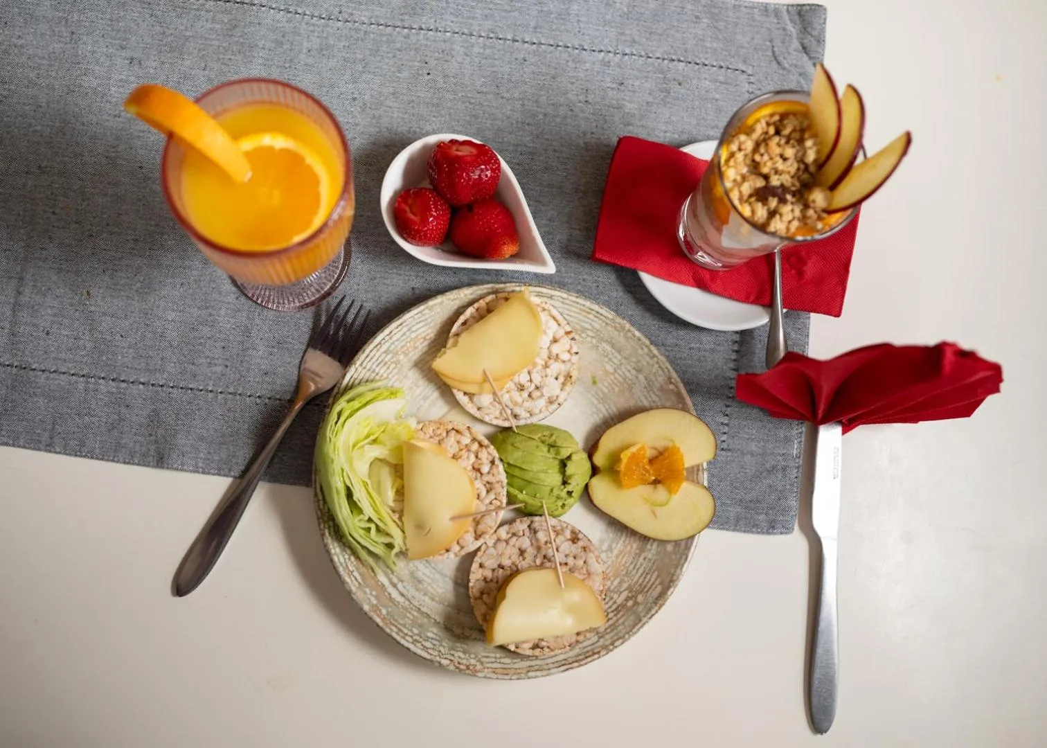 Restaurant/places to eat in Hotel Zeus