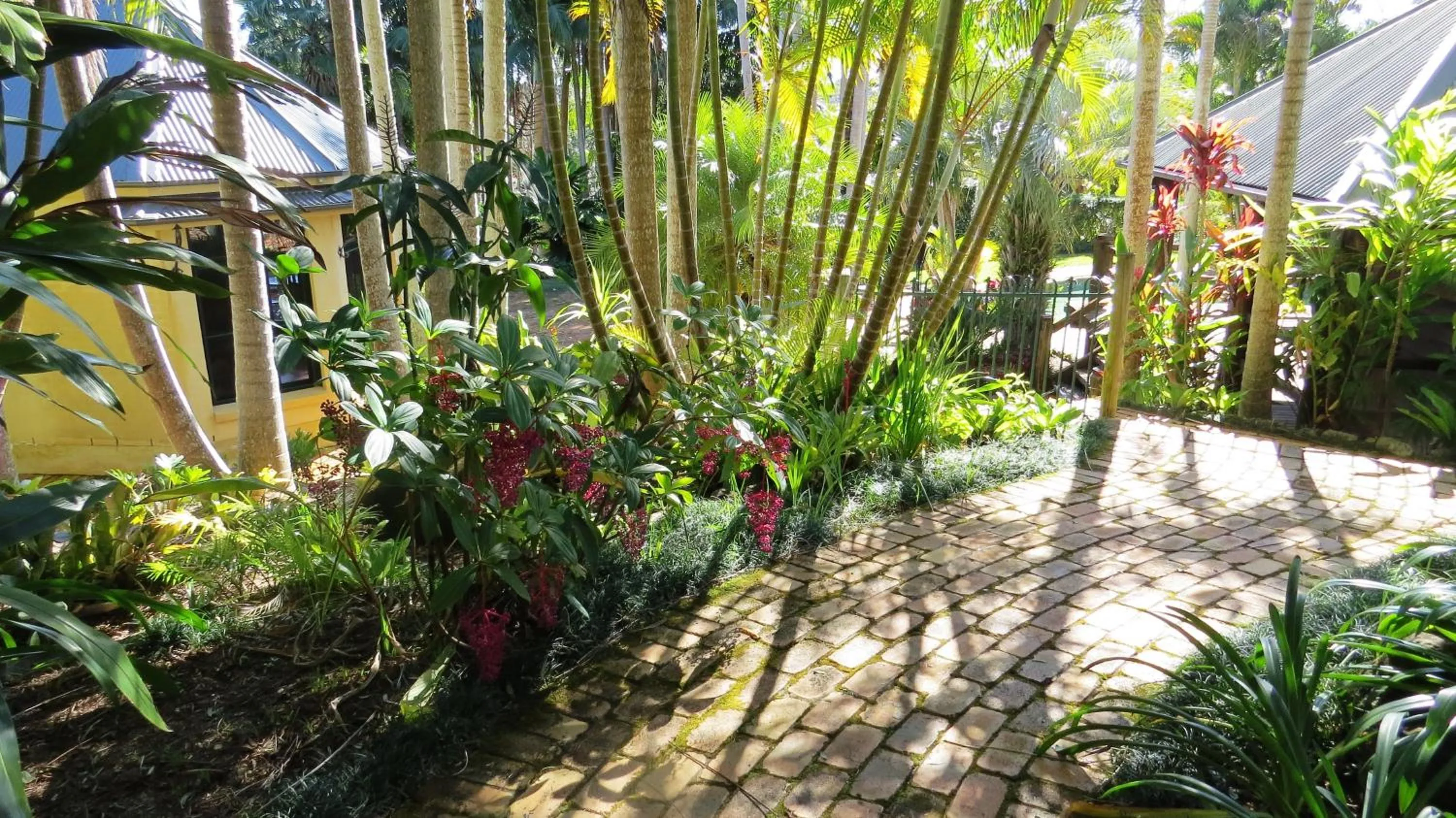 Patio in Victoria's At Ewingsdale