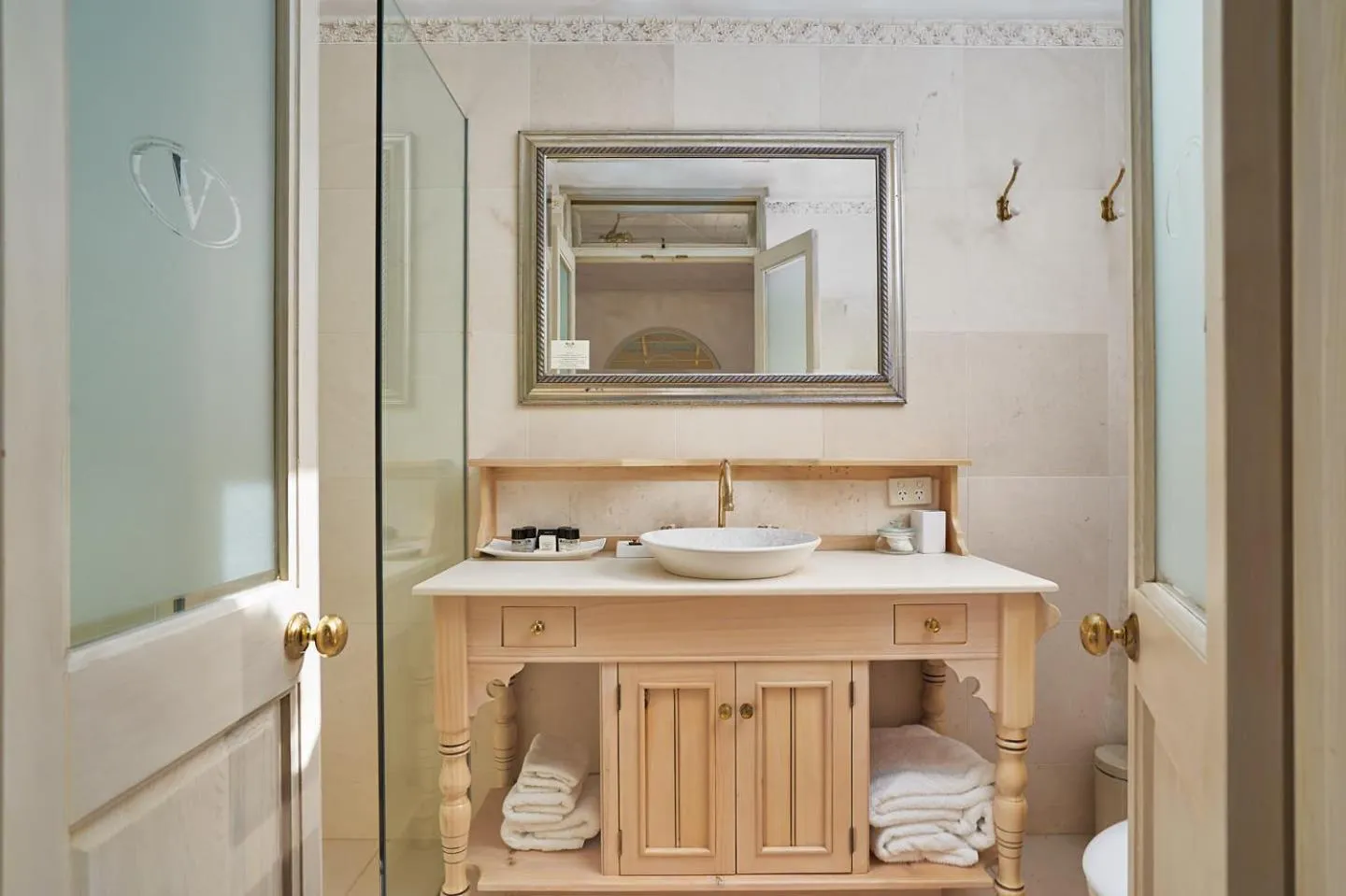 Bathroom in Victoria's At Ewingsdale