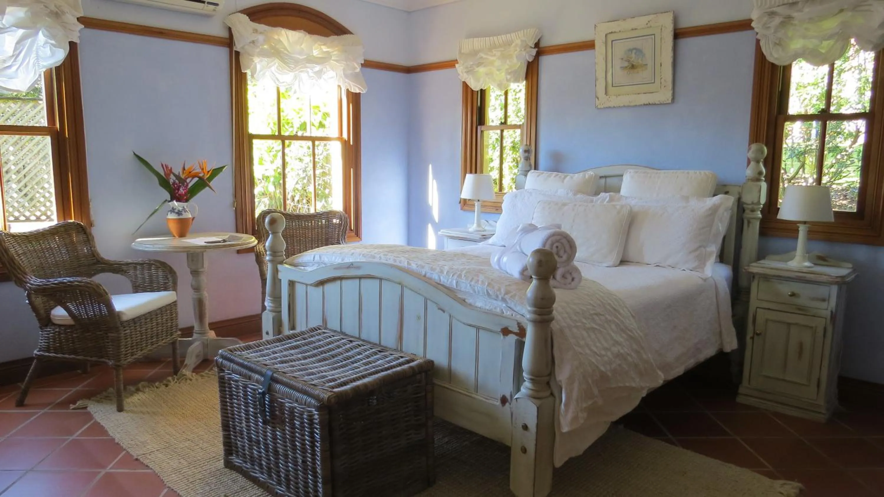 Photo of the whole room, Bed in Victoria's At Ewingsdale