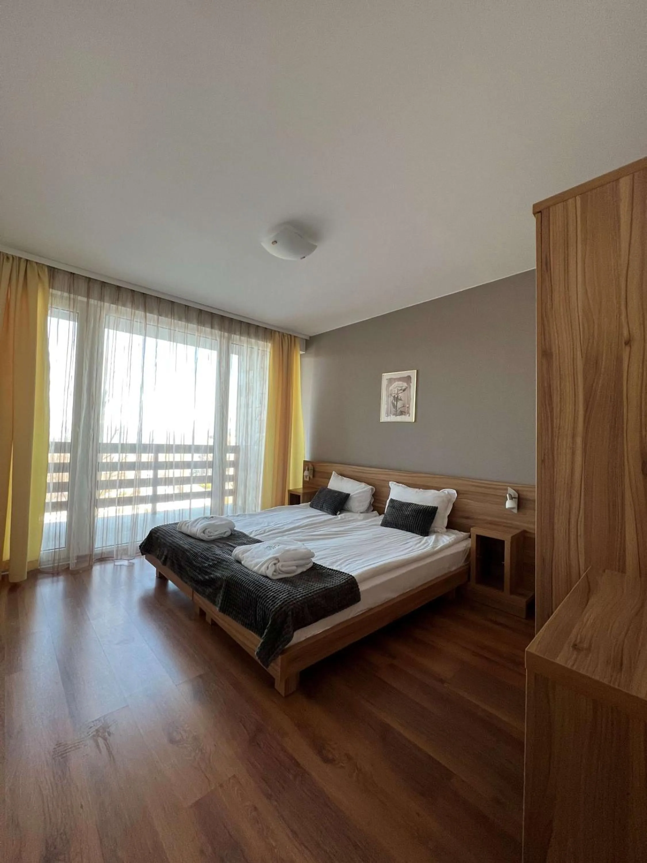 Bedroom, Bed in Local Stay Hotel, BW Signature Collection