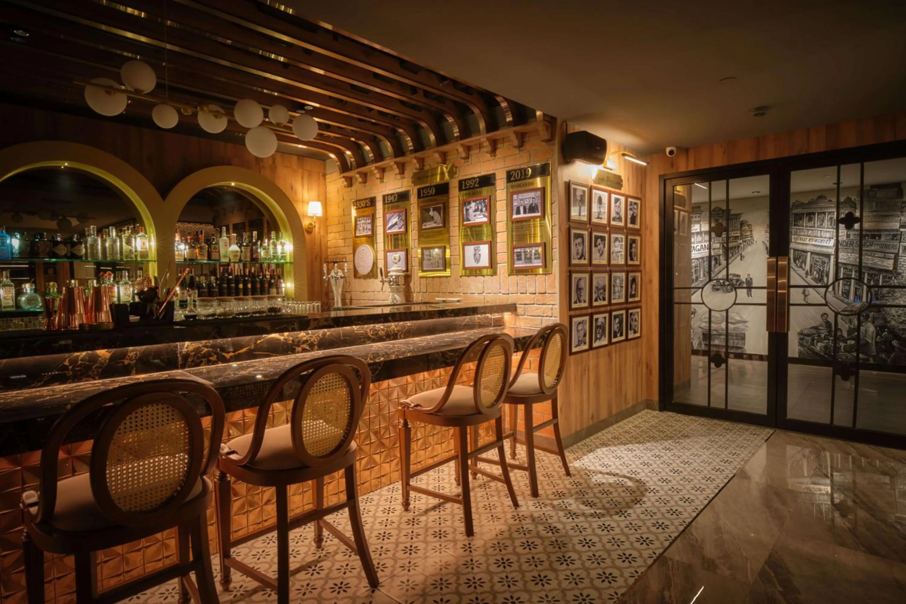 Restaurant/places to eat in Park Plaza Bangkok Soi 18