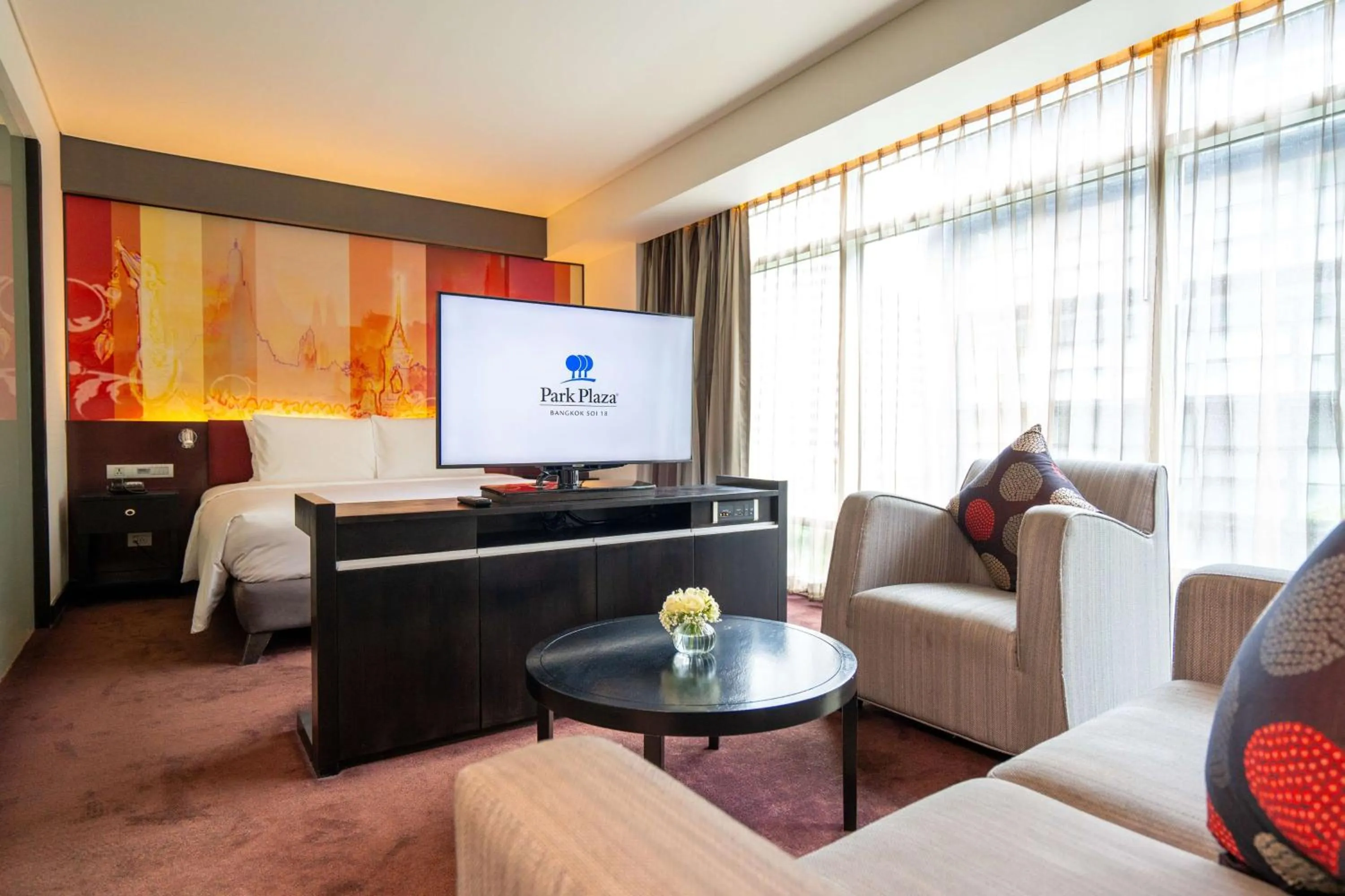 Bedroom in Park Plaza Bangkok Soi 18