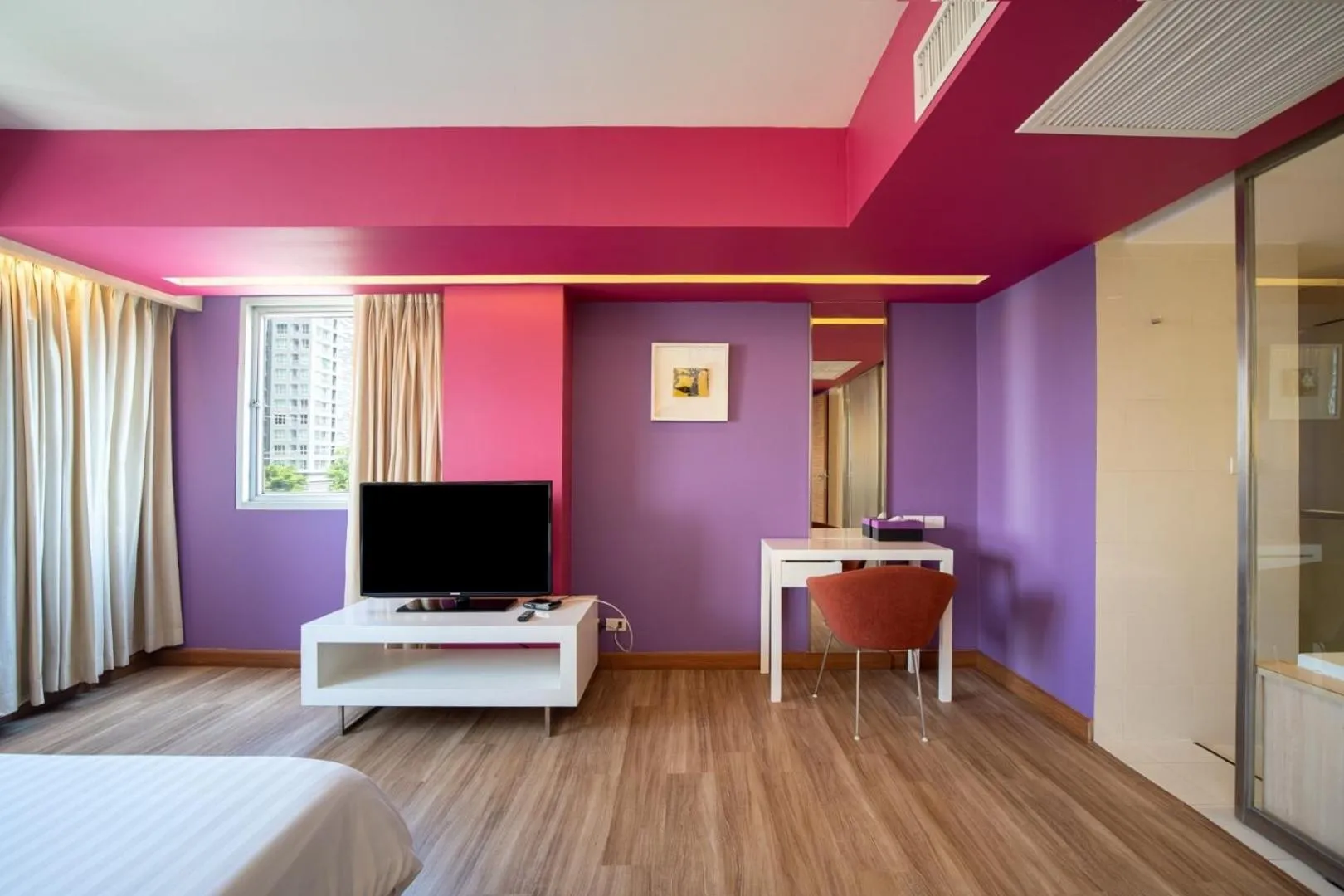 Communal lounge/ TV room in Veronica Residence