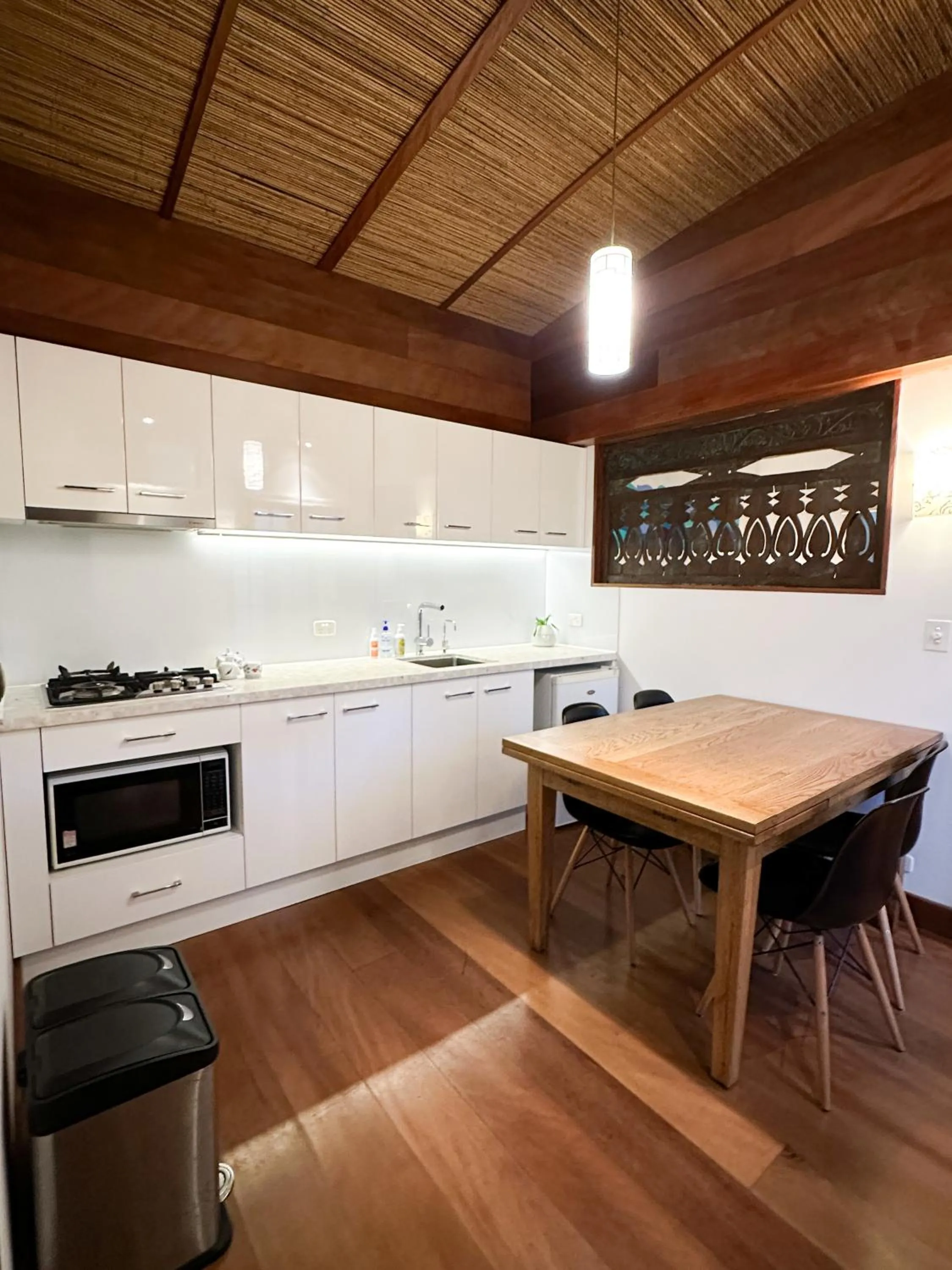 Kitchen or kitchenette in Shambhala @ Byron