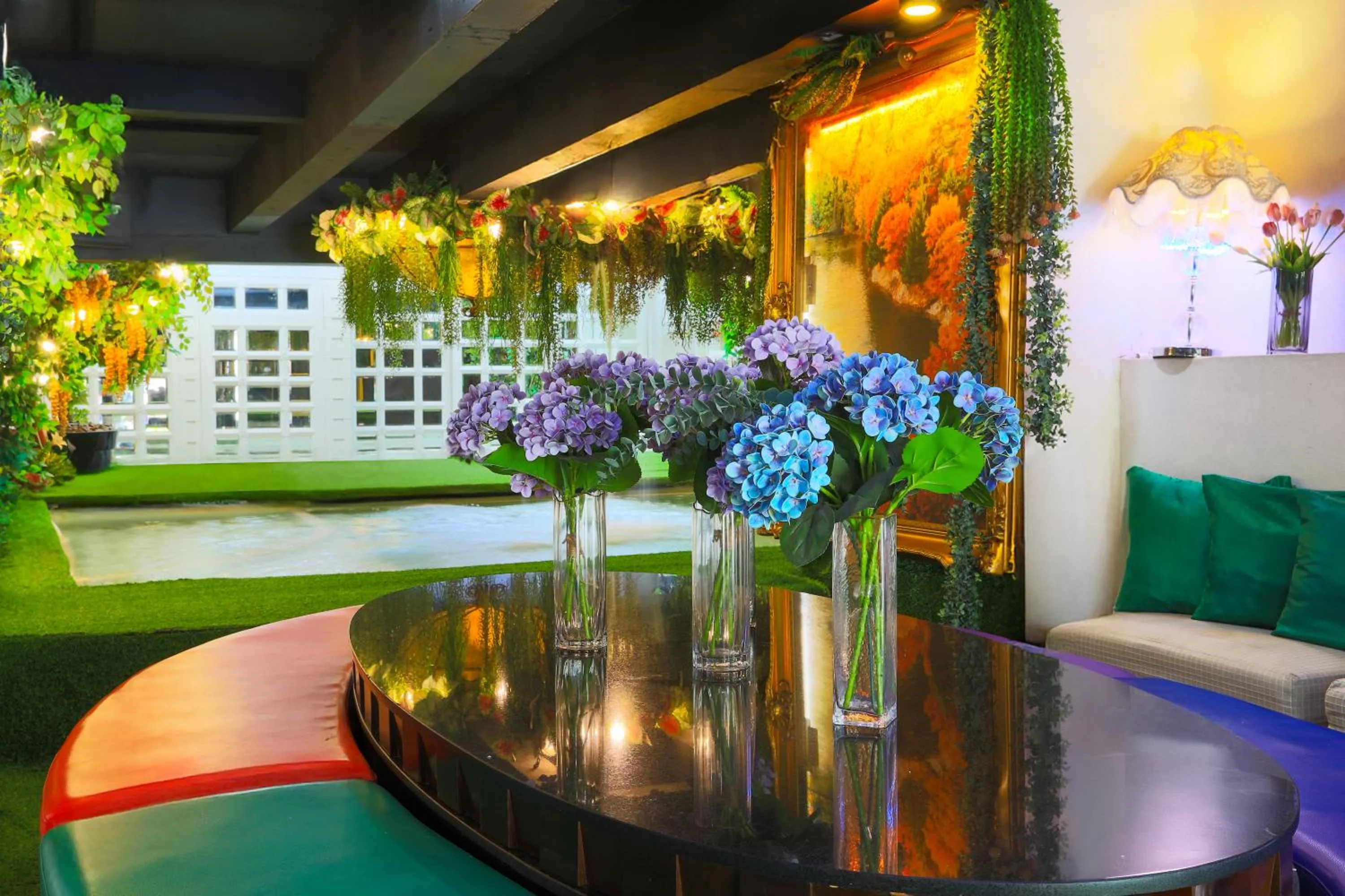 Living room in Diamond City Hotel SHA Certified