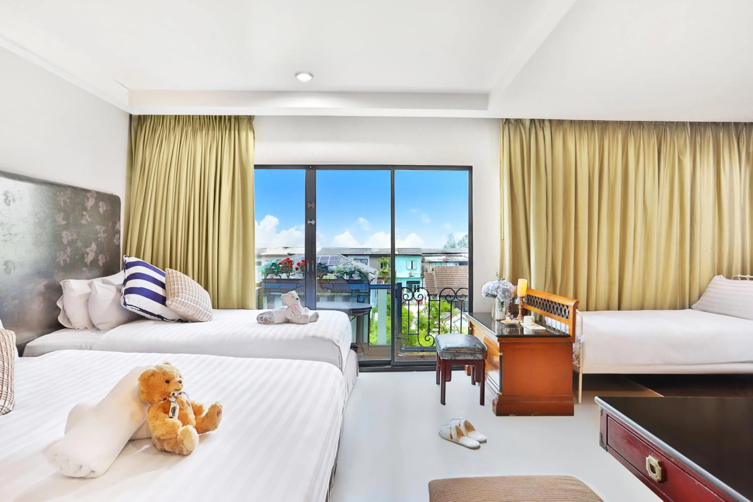 Bed in Diamond City Hotel SHA Certified