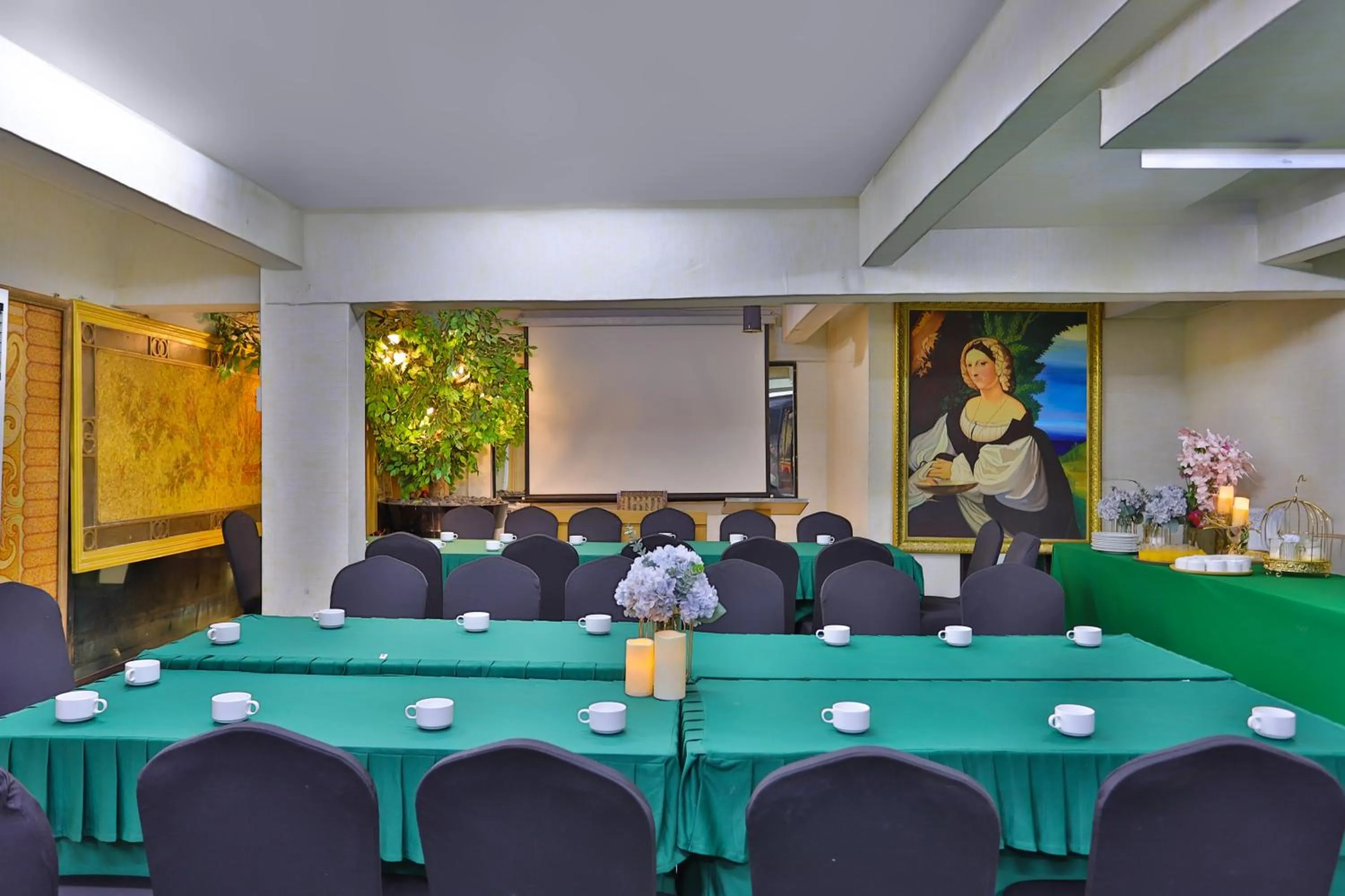 Meeting/conference room in Diamond City Hotel SHA Certified