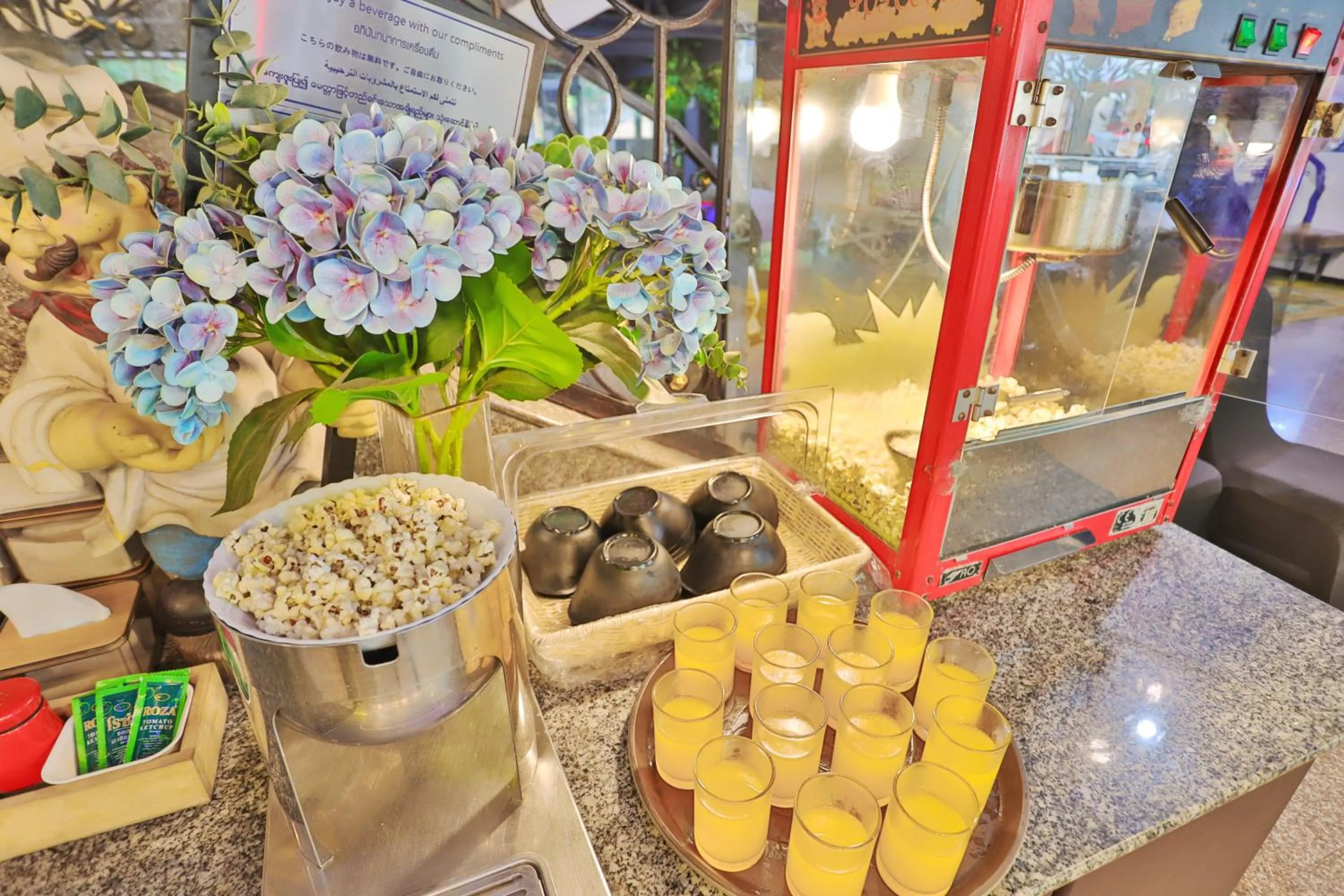 Restaurant/places to eat in Diamond City Hotel SHA Certified