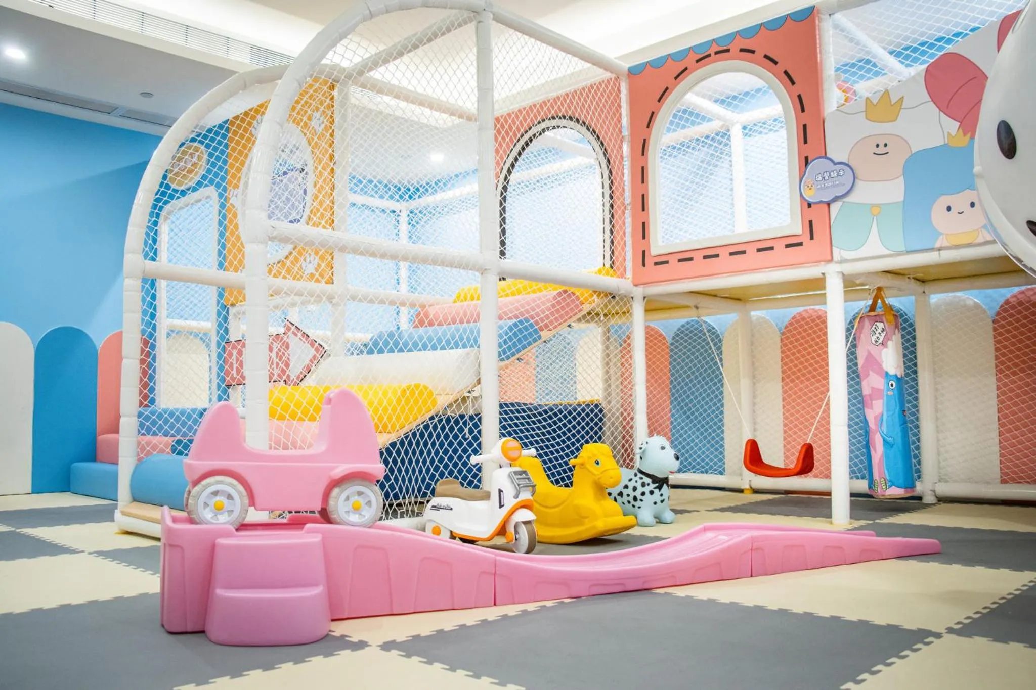 Fitness centre/facilities in Crowne Plaza Guangzhou Huadu by IHG