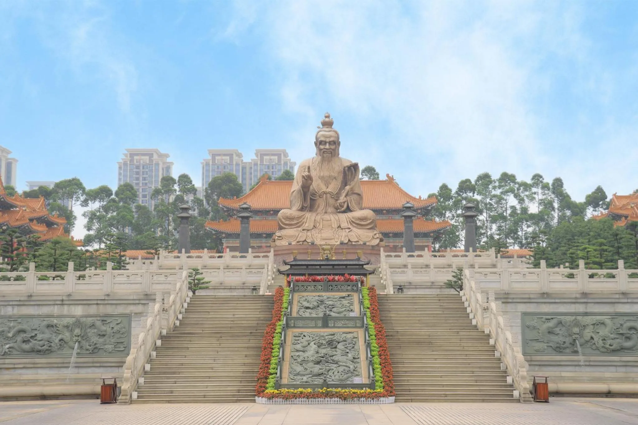 Nearby landmark in Crowne Plaza Guangzhou Huadu by IHG