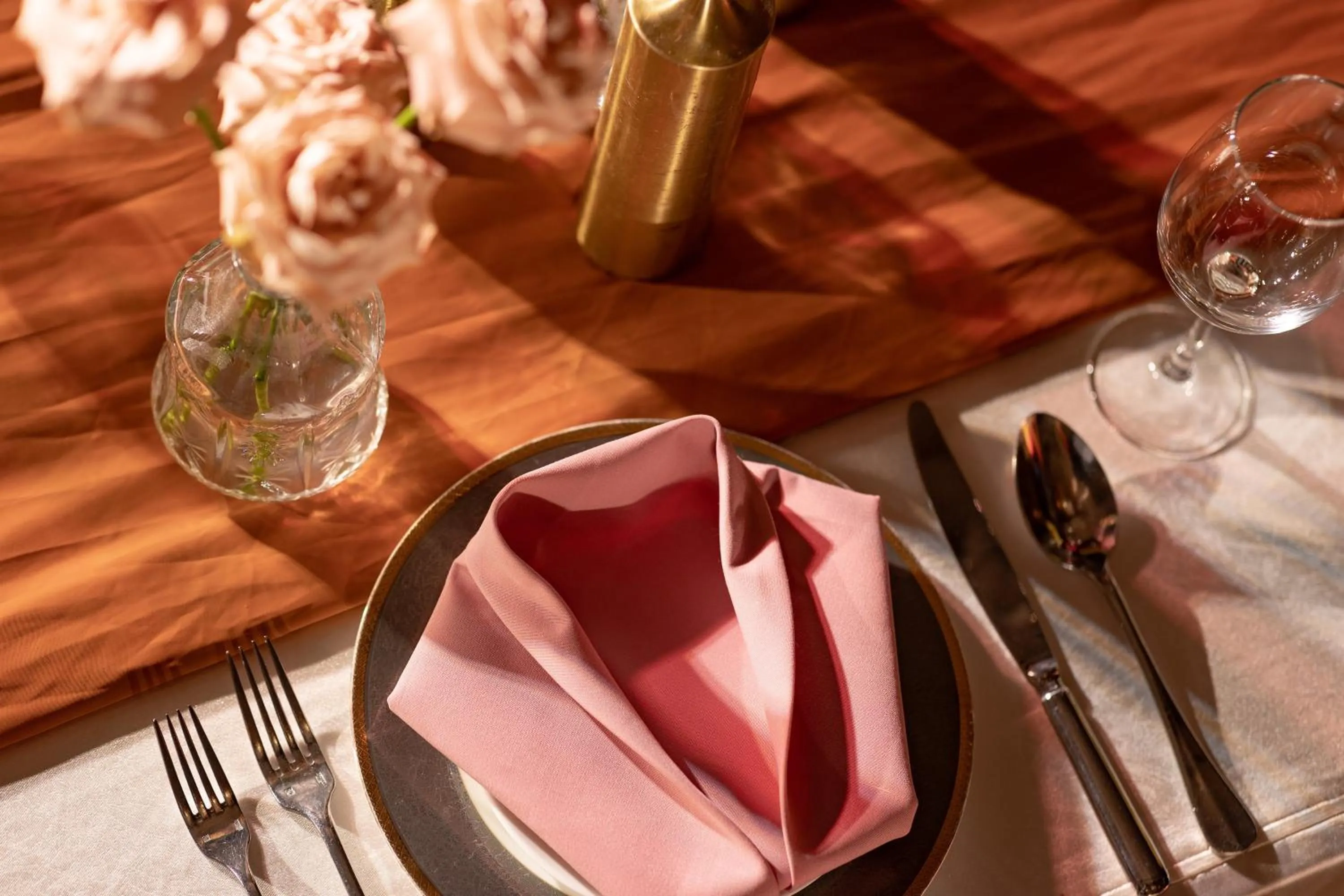 Meeting/conference room in Crowne Plaza Guangzhou Huadu by IHG