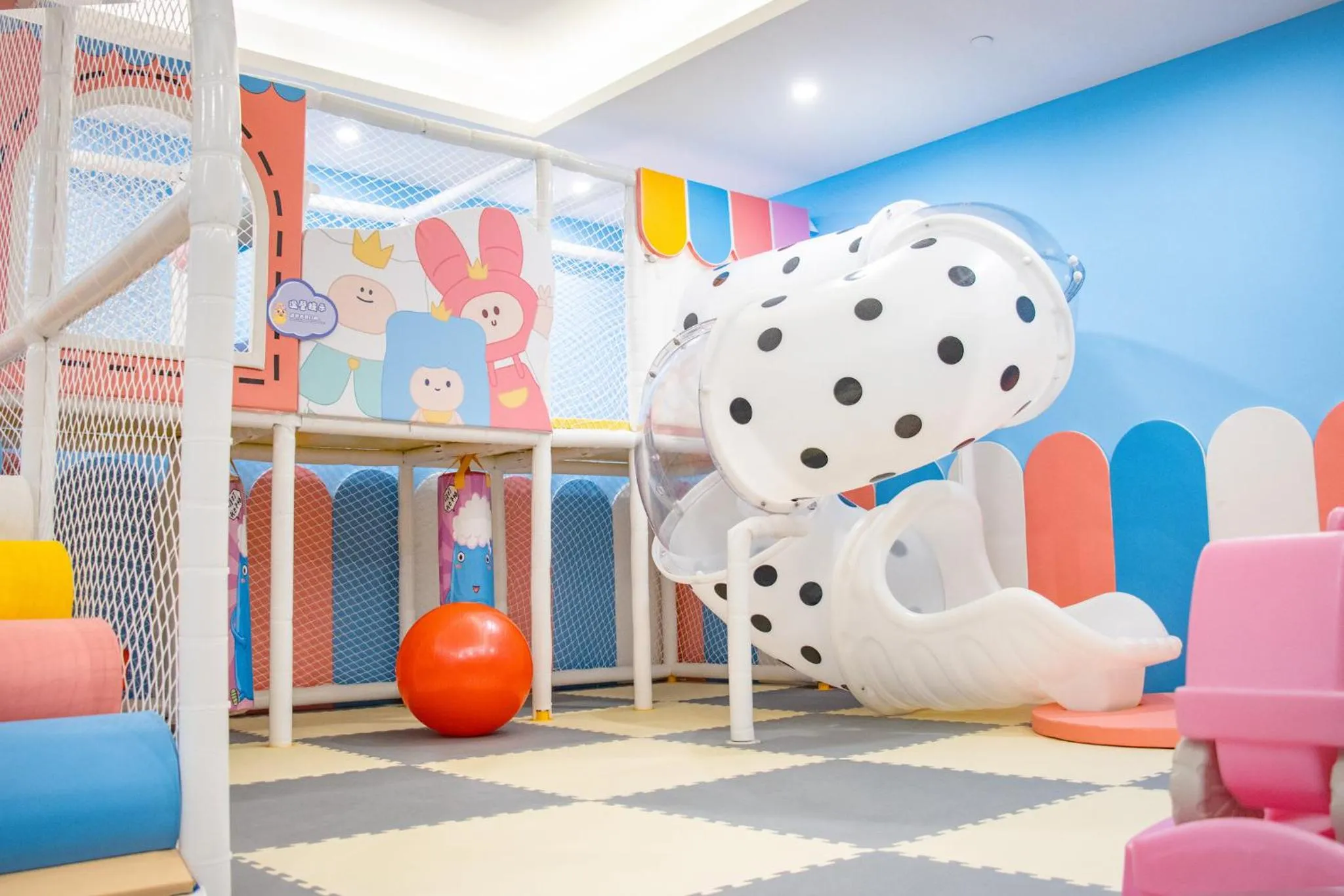 Fitness centre/facilities in Crowne Plaza Guangzhou Huadu by IHG