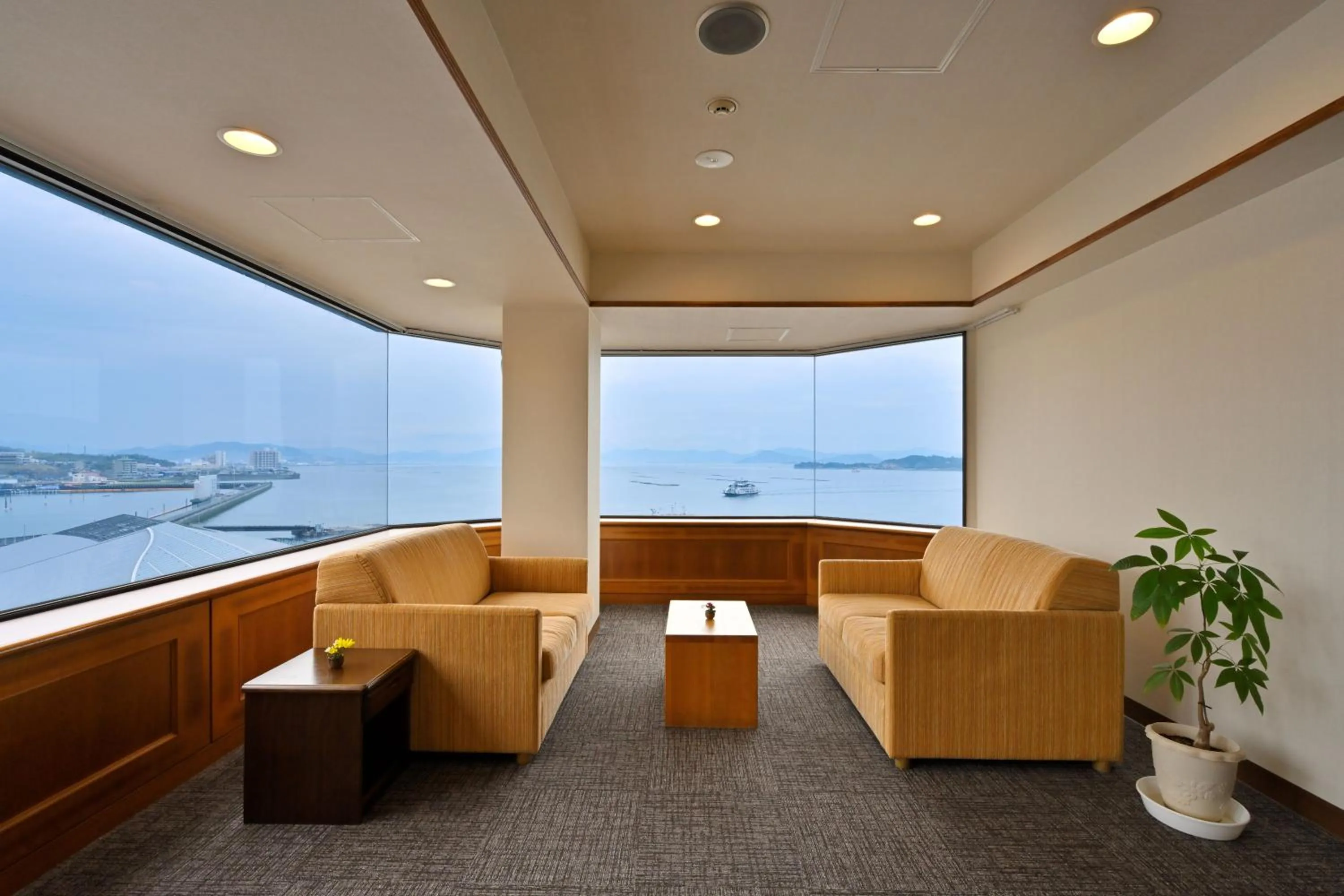 Photo of the whole room in Miyajima Coral Hotel